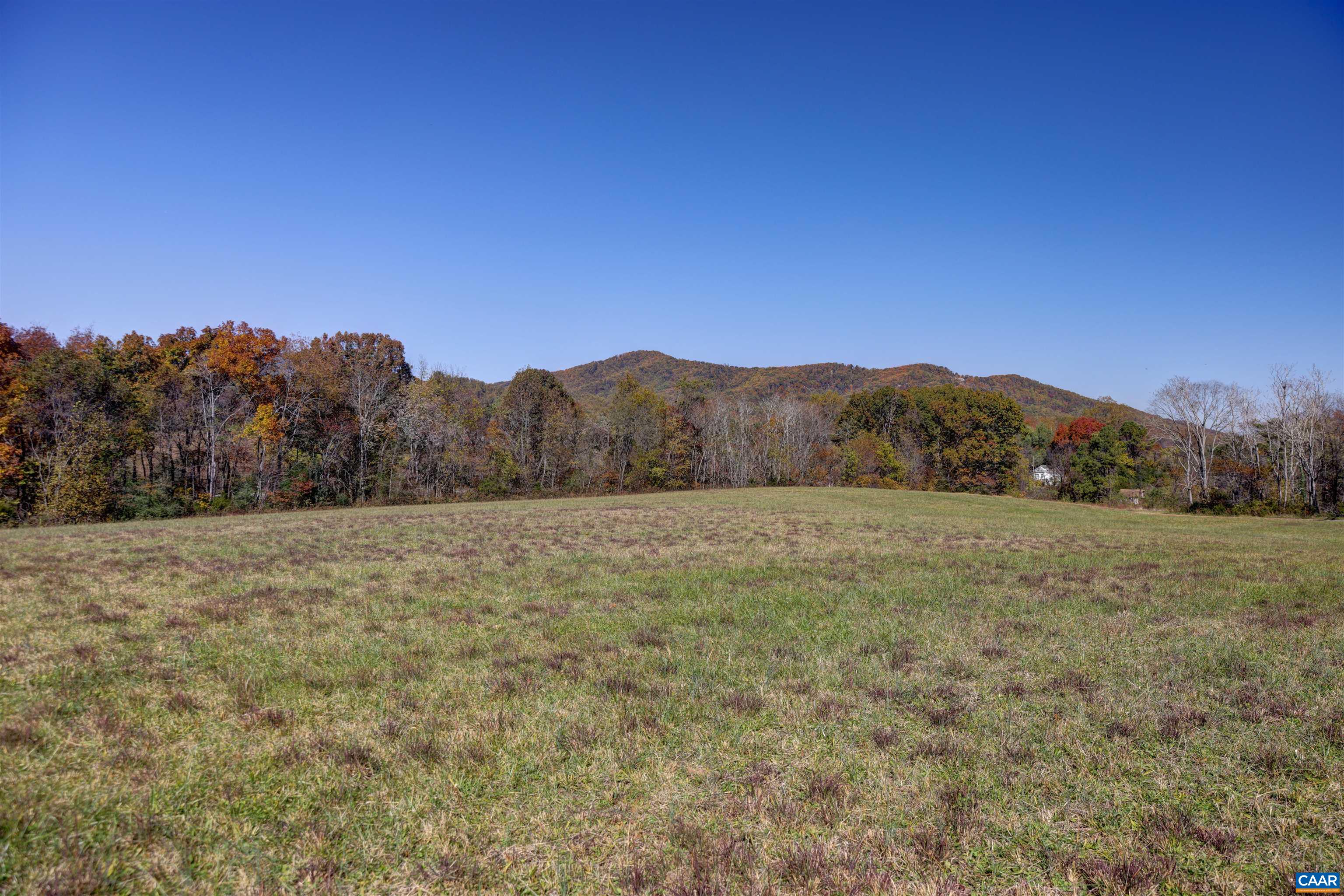 1 HEARDS MOUNTAIN RD