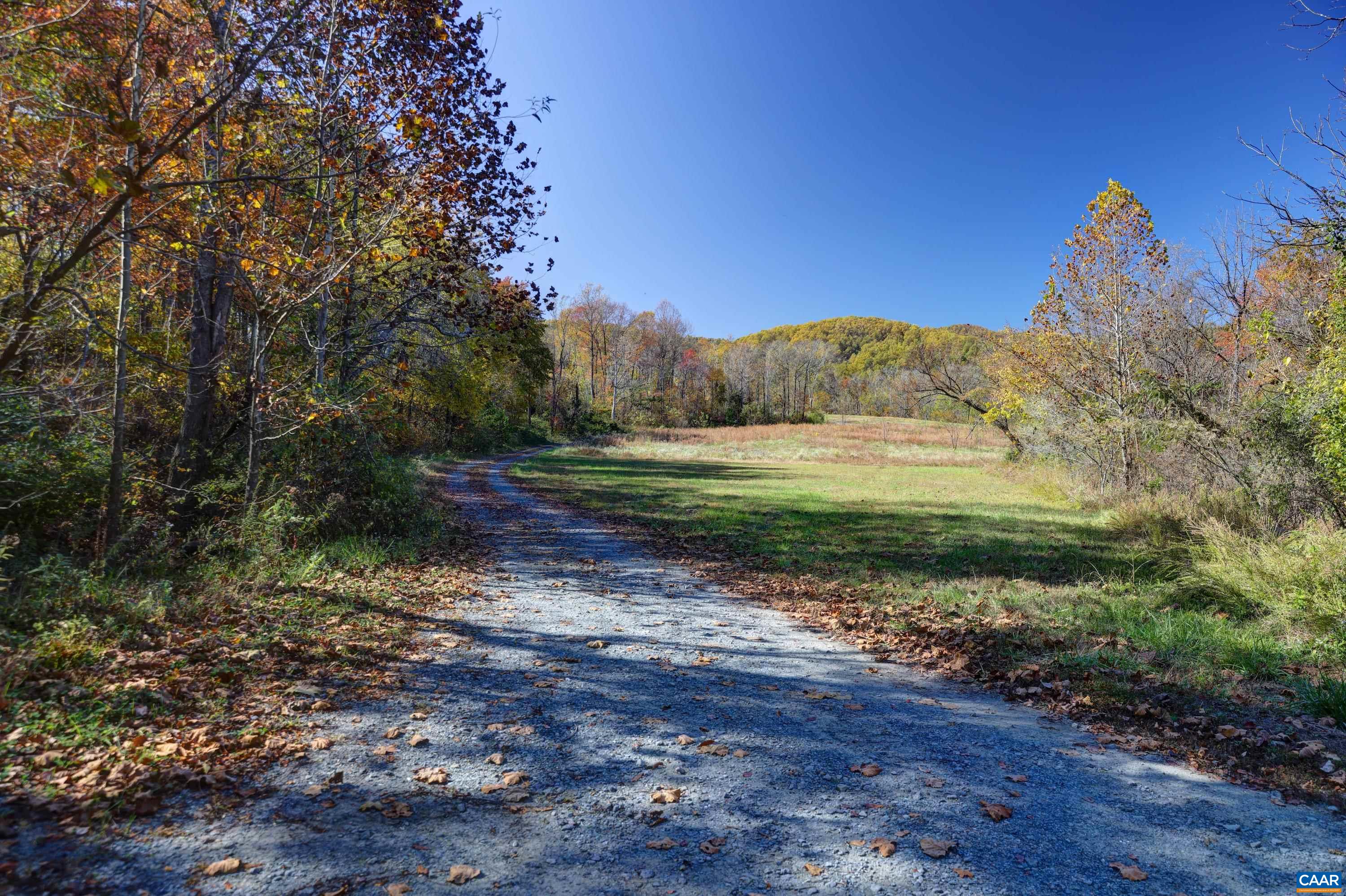 1 HEARDS MOUNTAIN RD