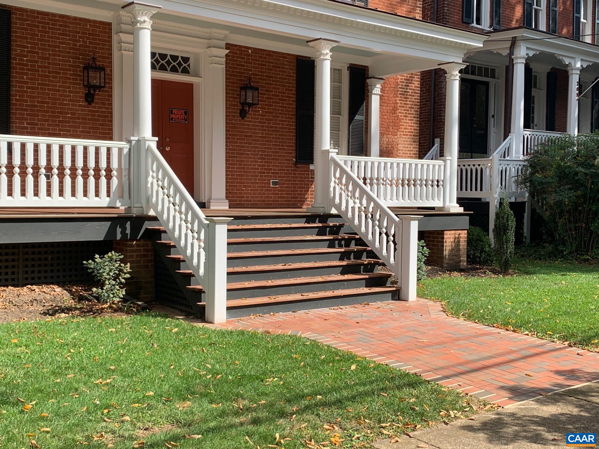 201 E HIGH ST