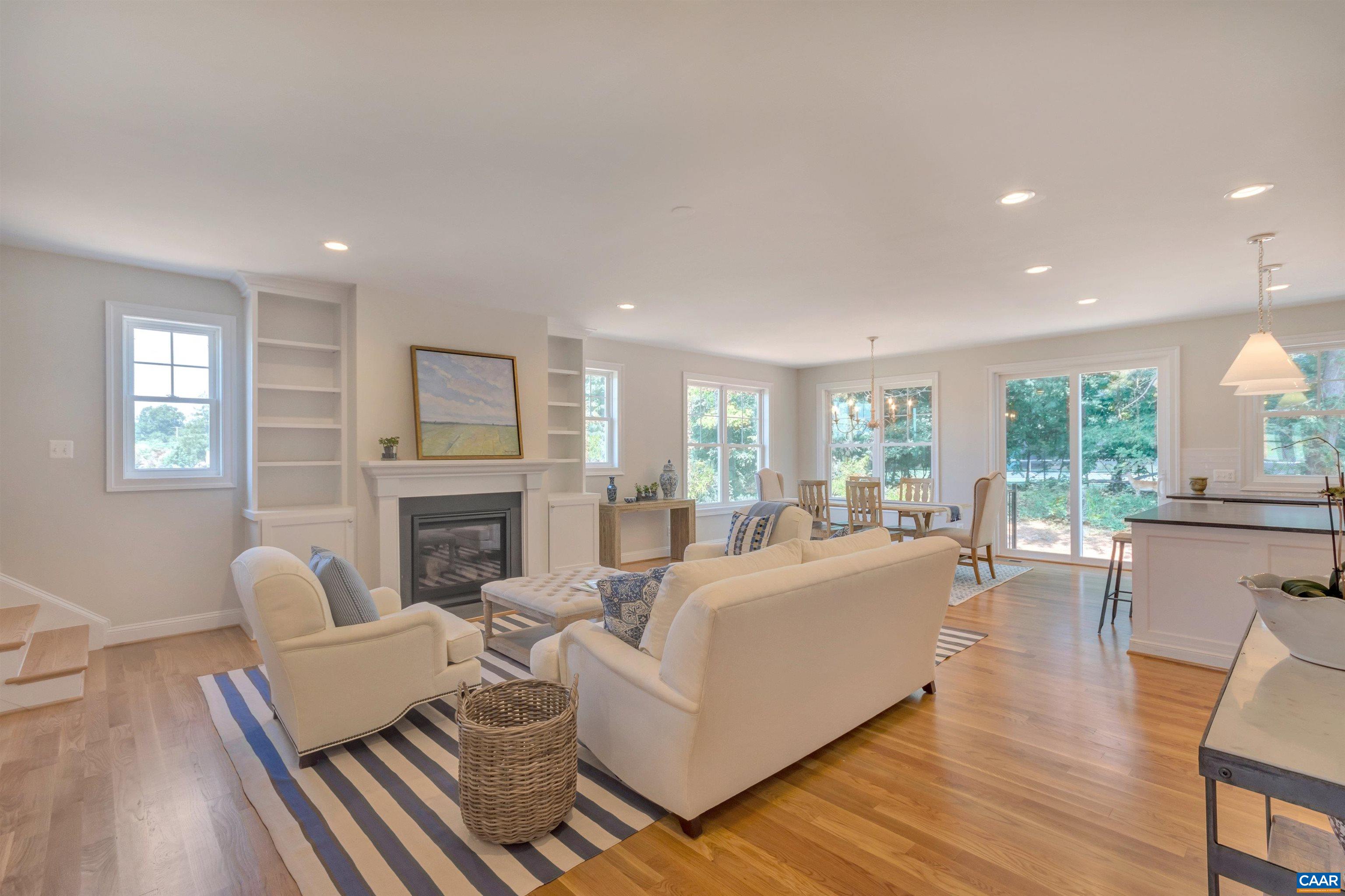 154 EAGLE CREEK TER