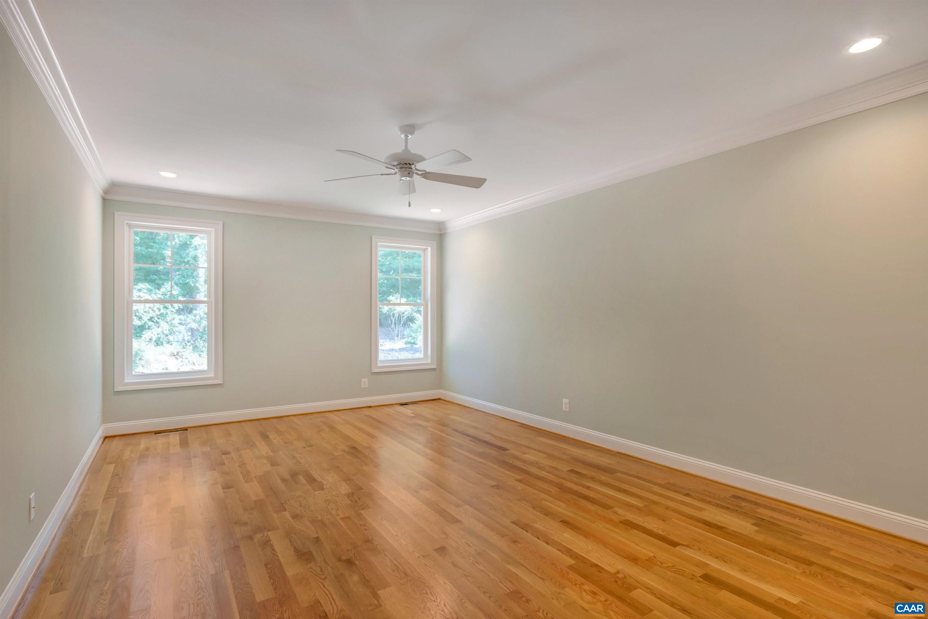 154 EAGLE CREEK TER