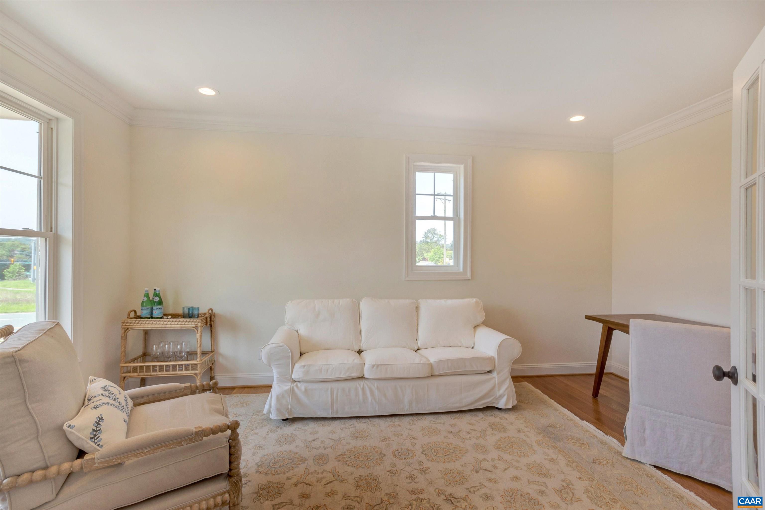 154 EAGLE CREEK TER