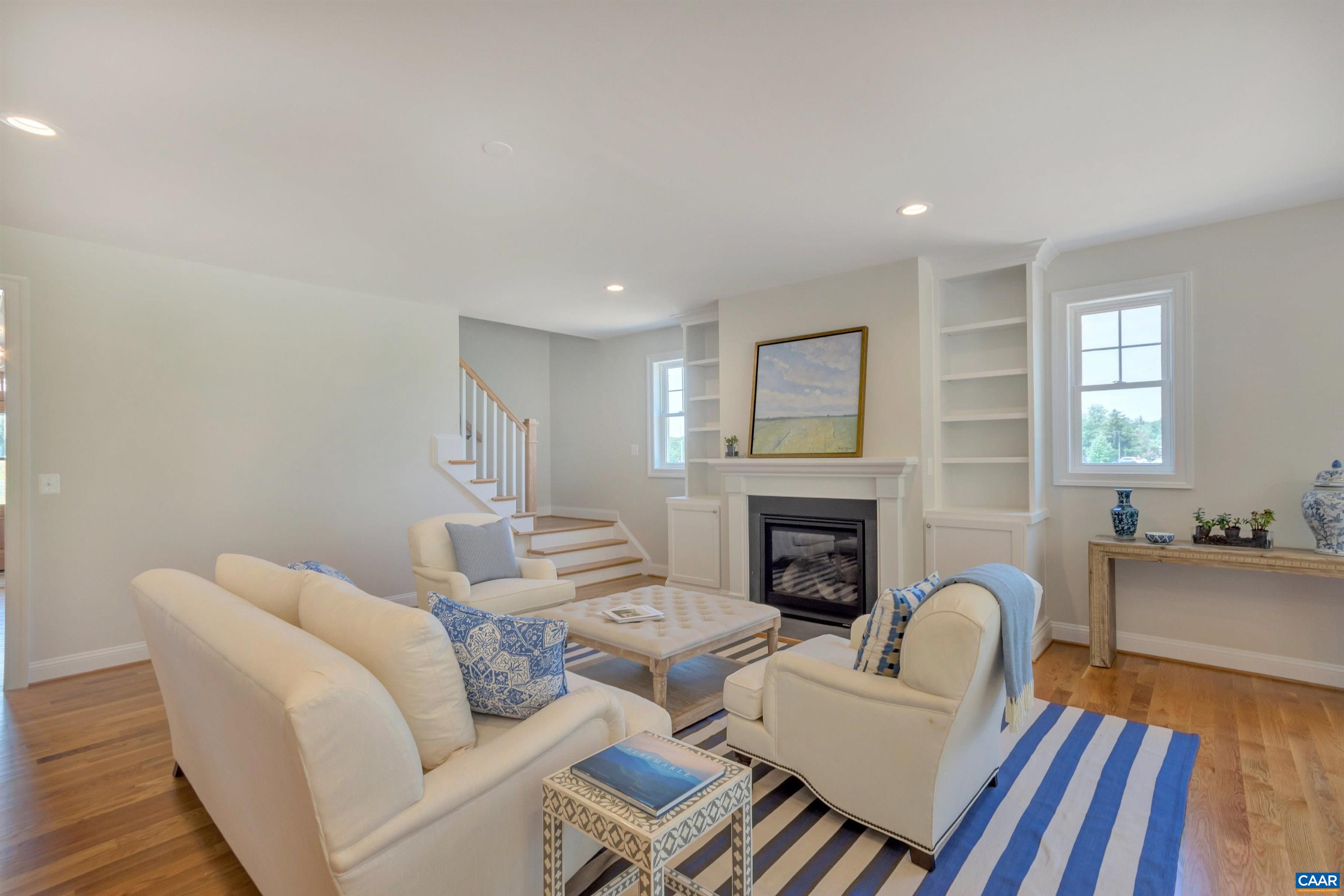 154 EAGLE CREEK TER