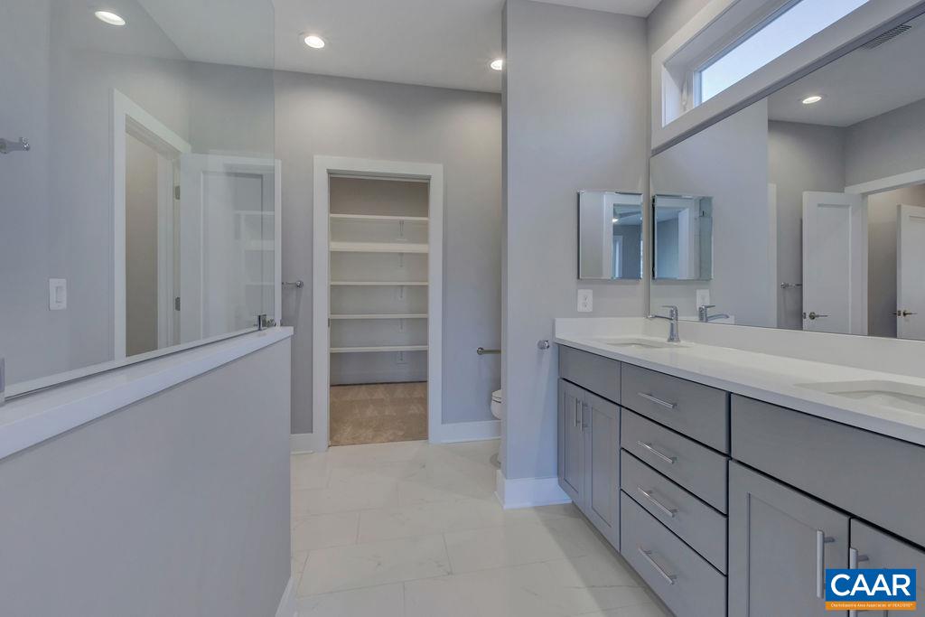 E-19 CHERRYWOOD CT