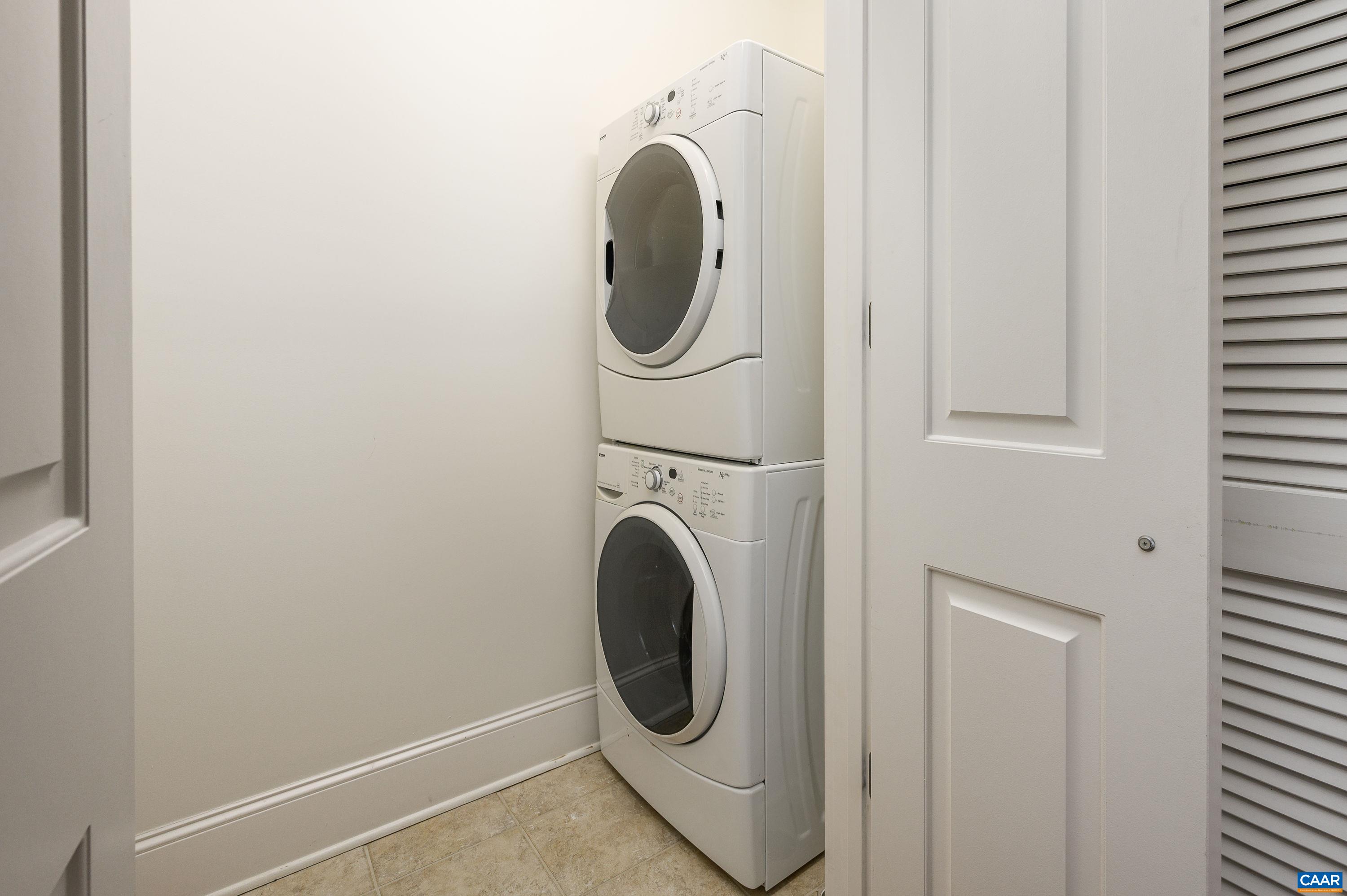 210 10TH ST Unit: 101