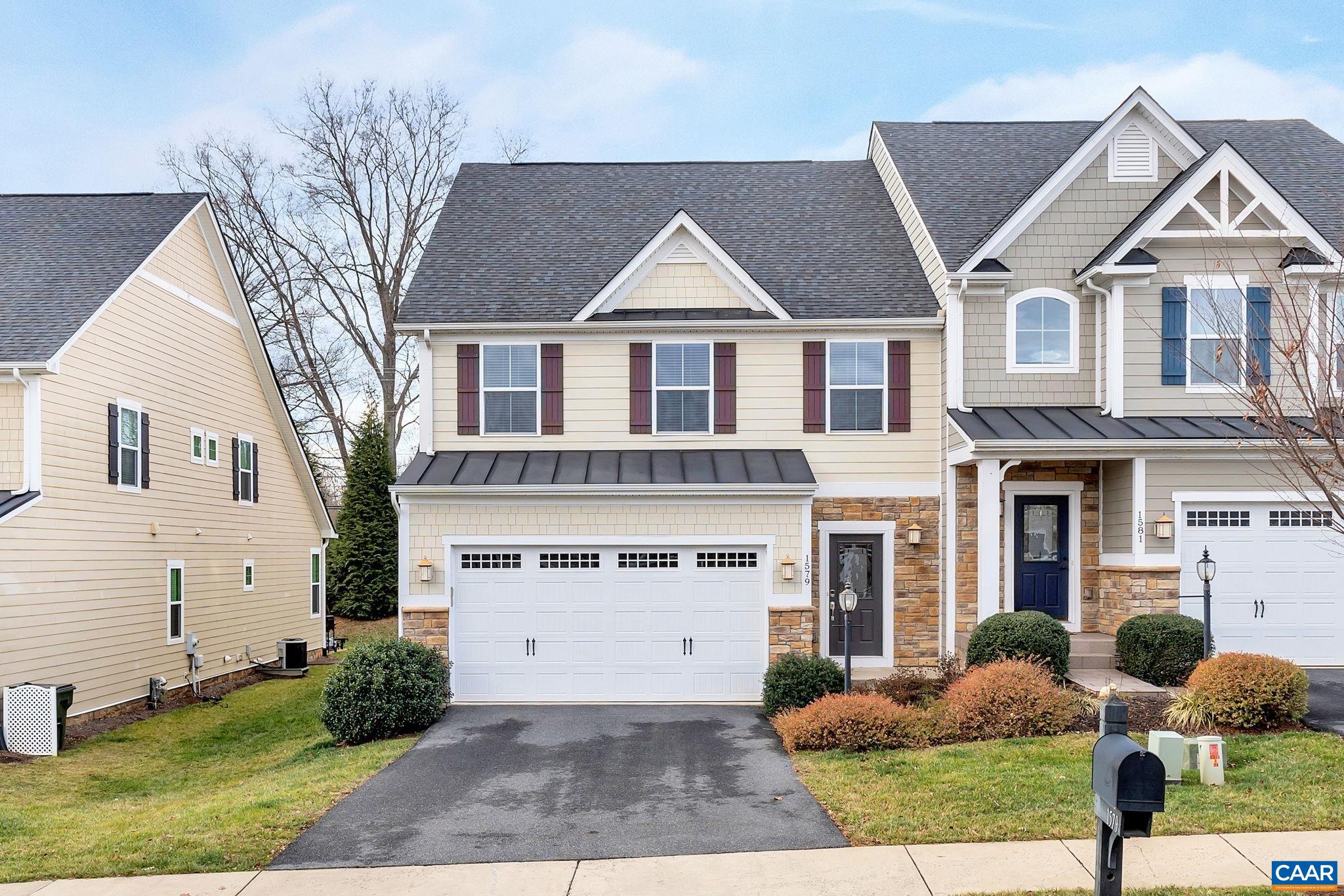 1579 SAWGRASS CT