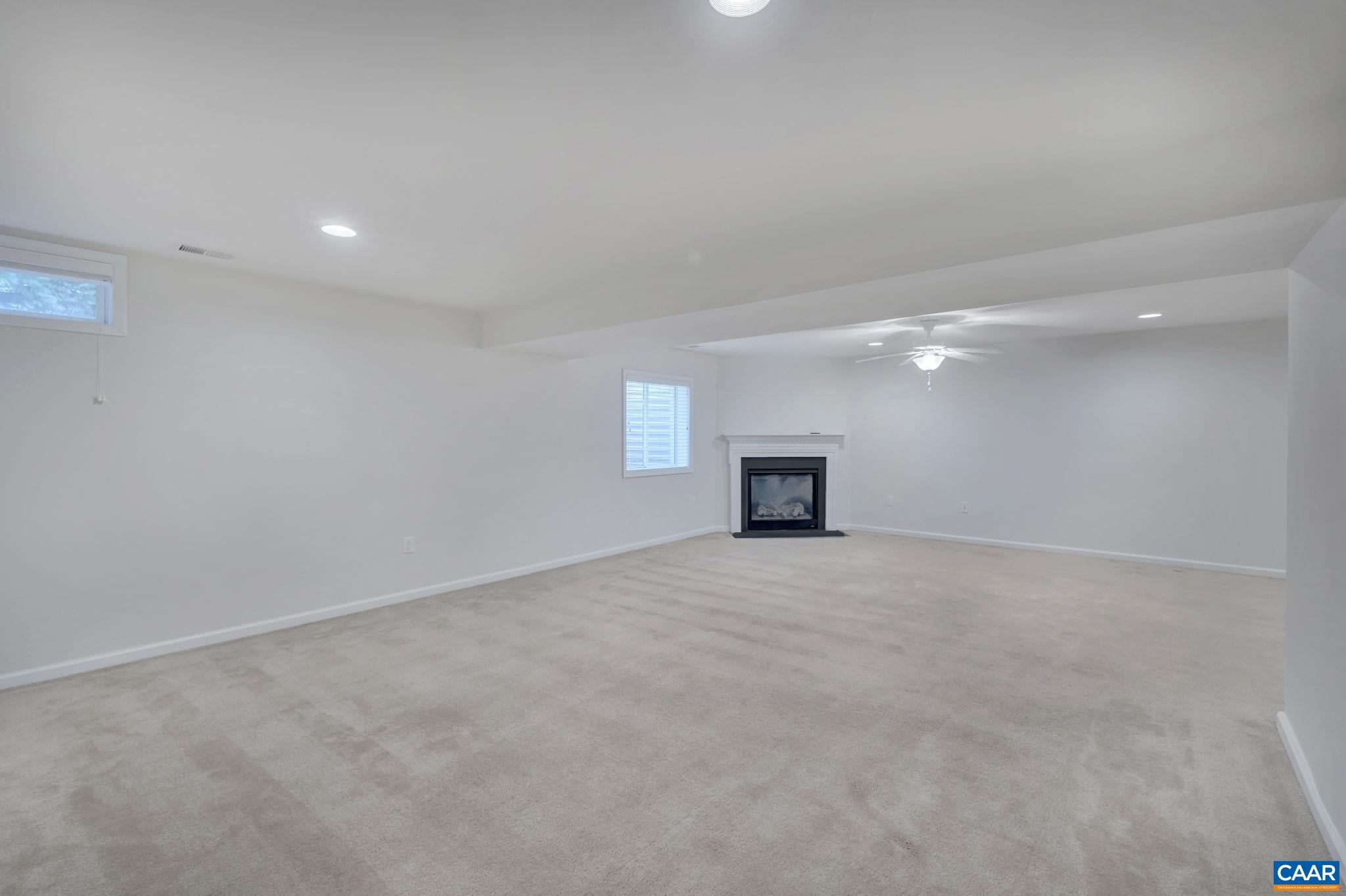 1579 SAWGRASS CT