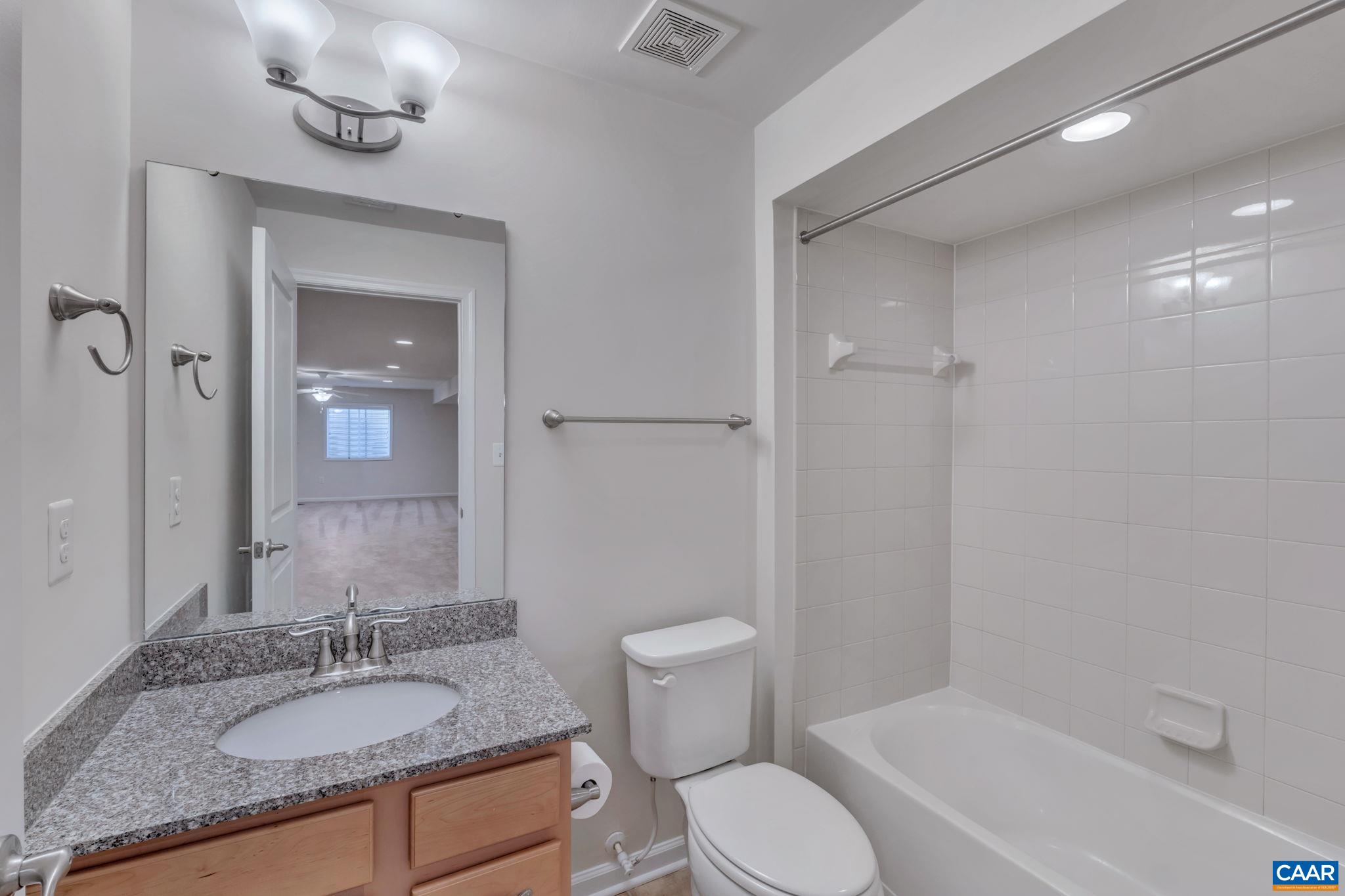 1579 SAWGRASS CT