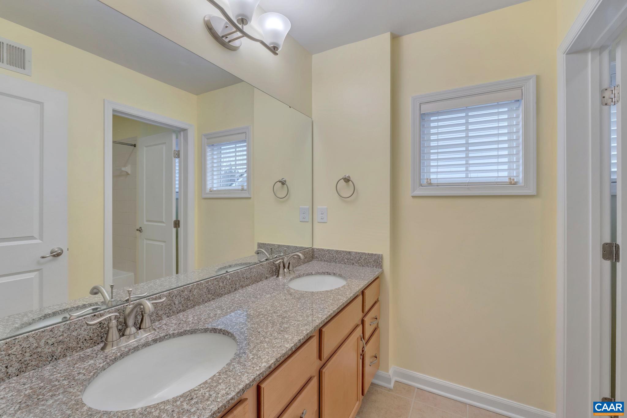 1579 SAWGRASS CT