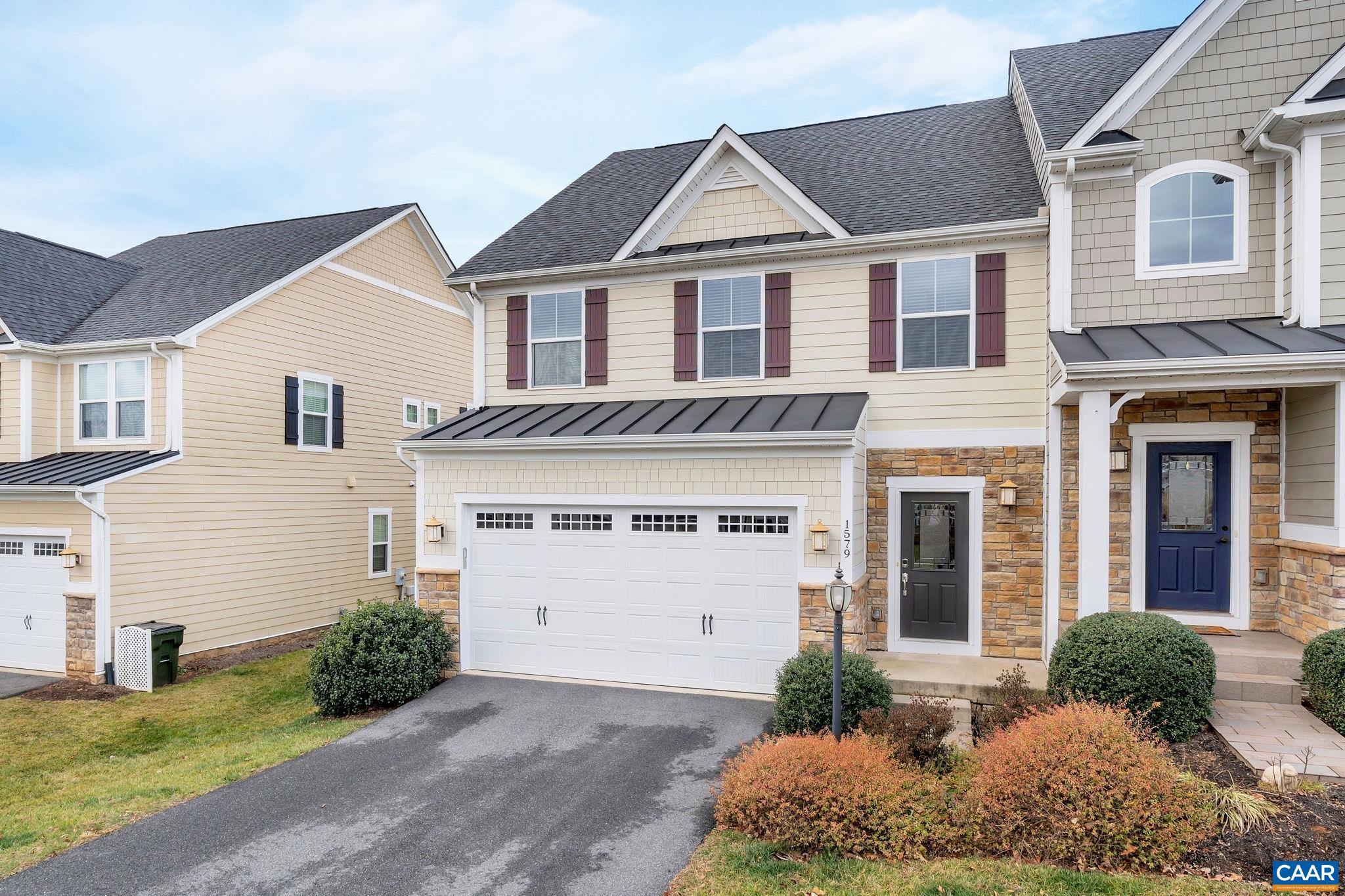 1579 SAWGRASS CT