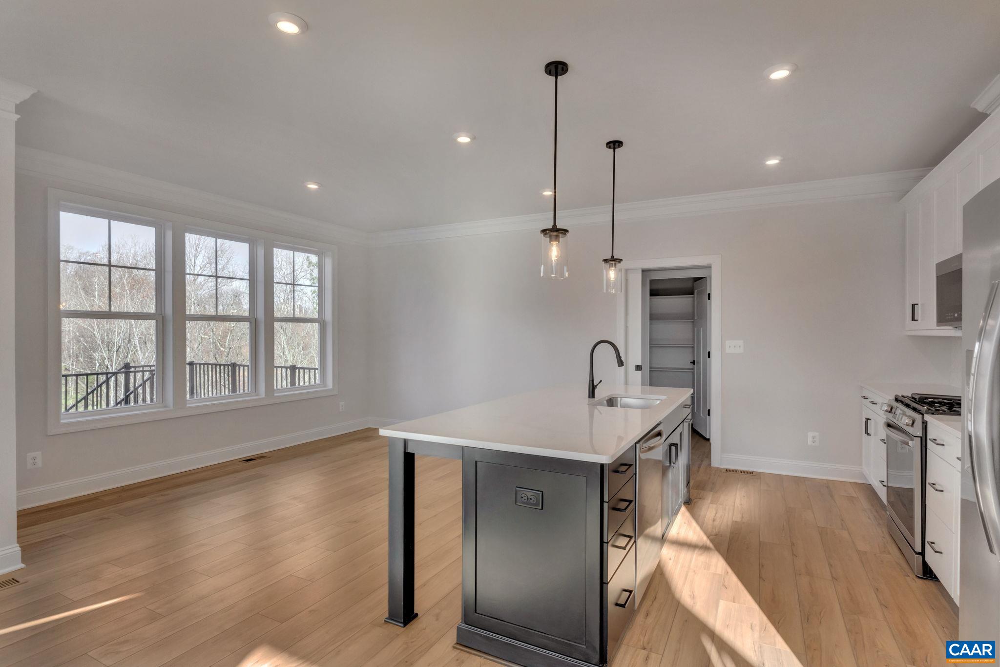 1139 SABLEWOOD DR
