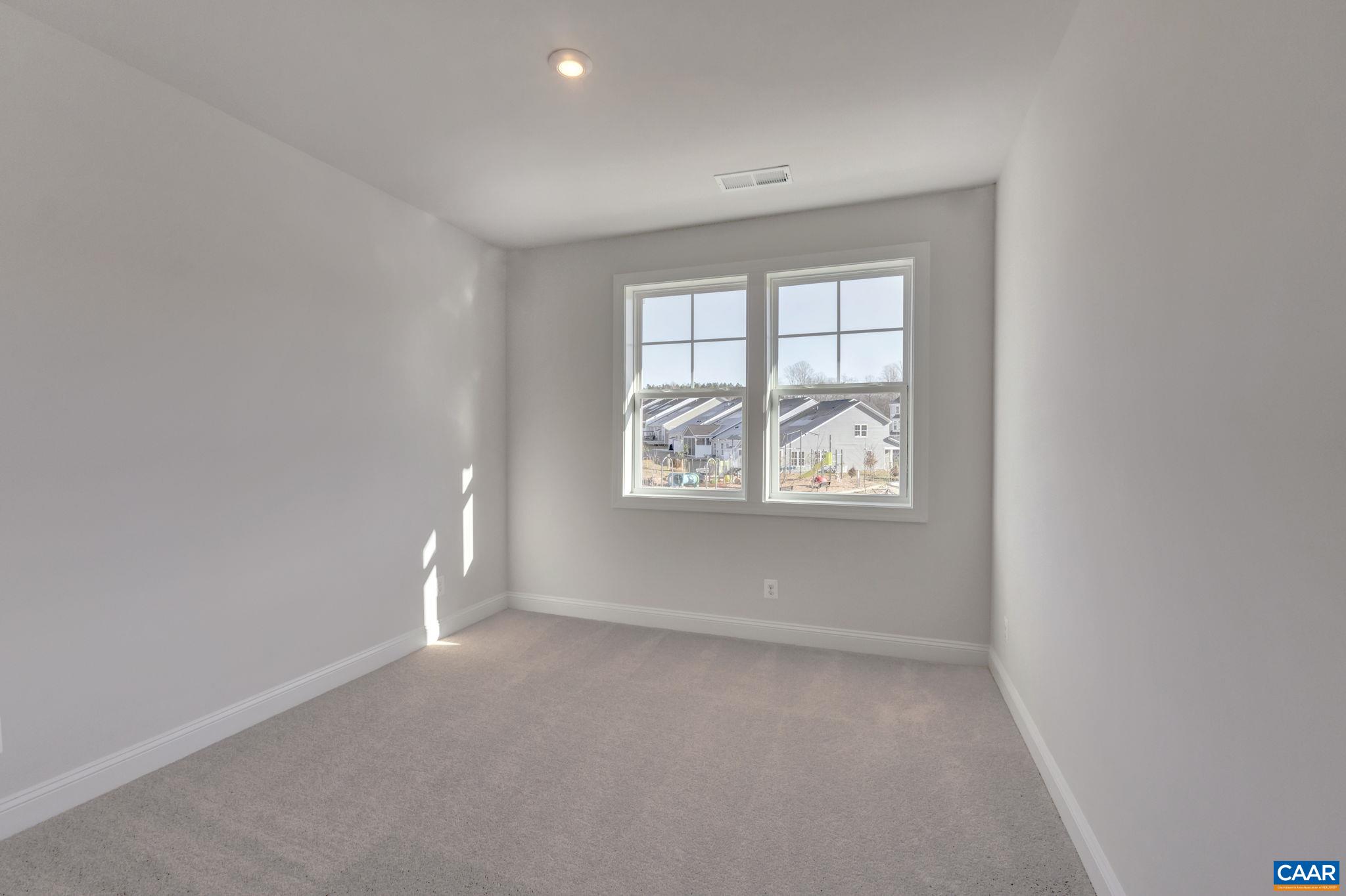1139 SABLEWOOD DR