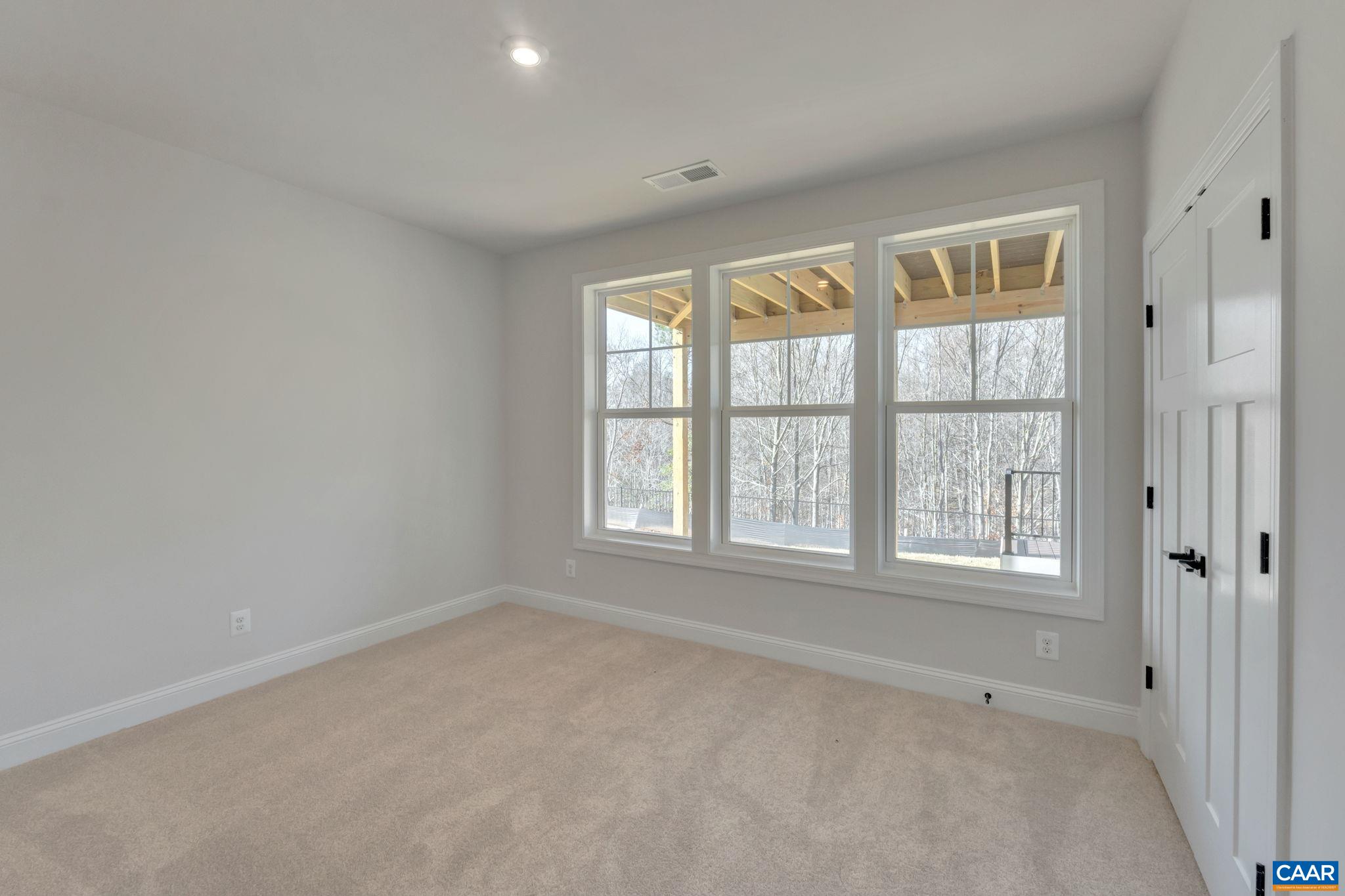1139 SABLEWOOD DR