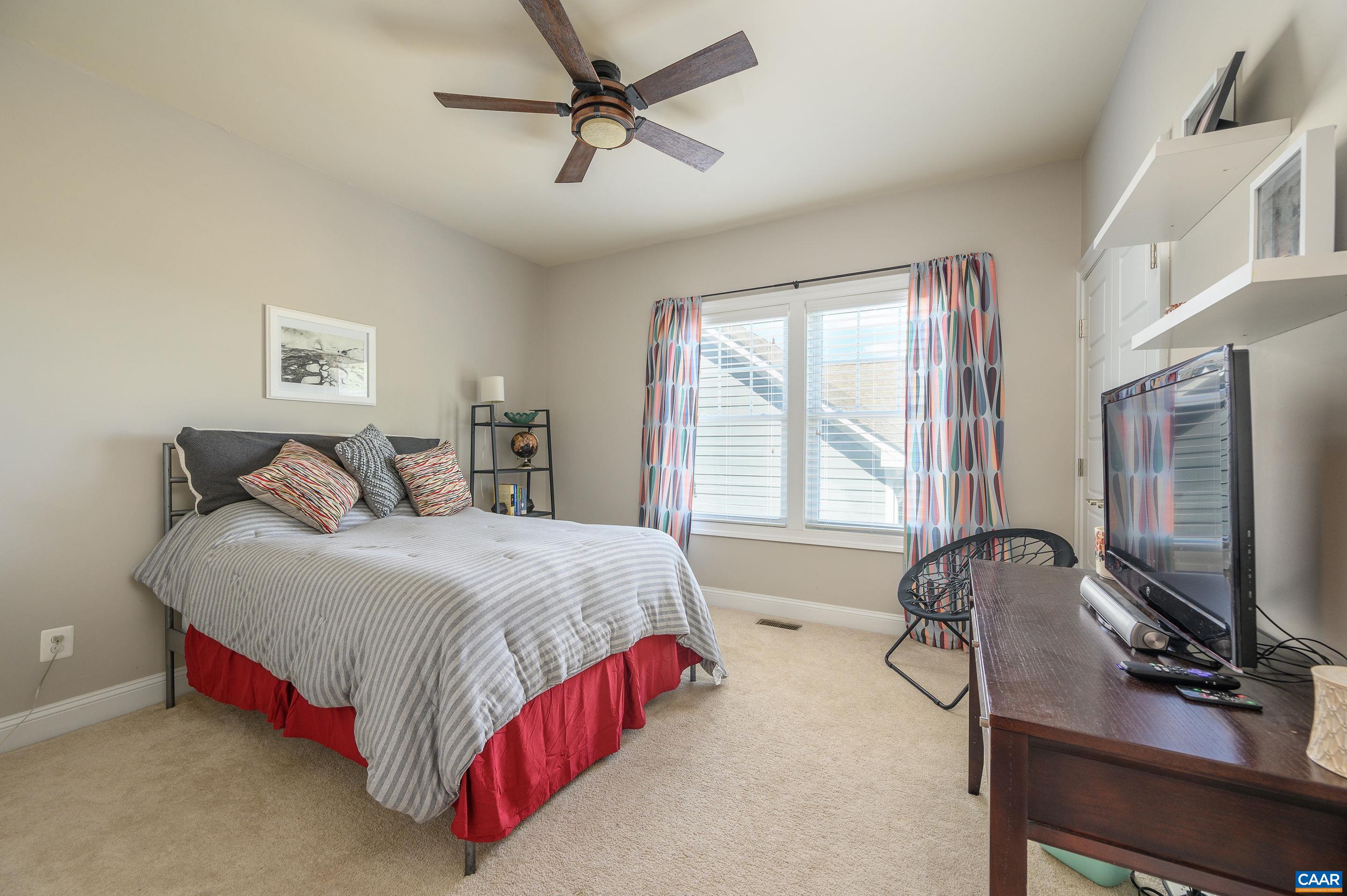 1221 PENFIELD LN