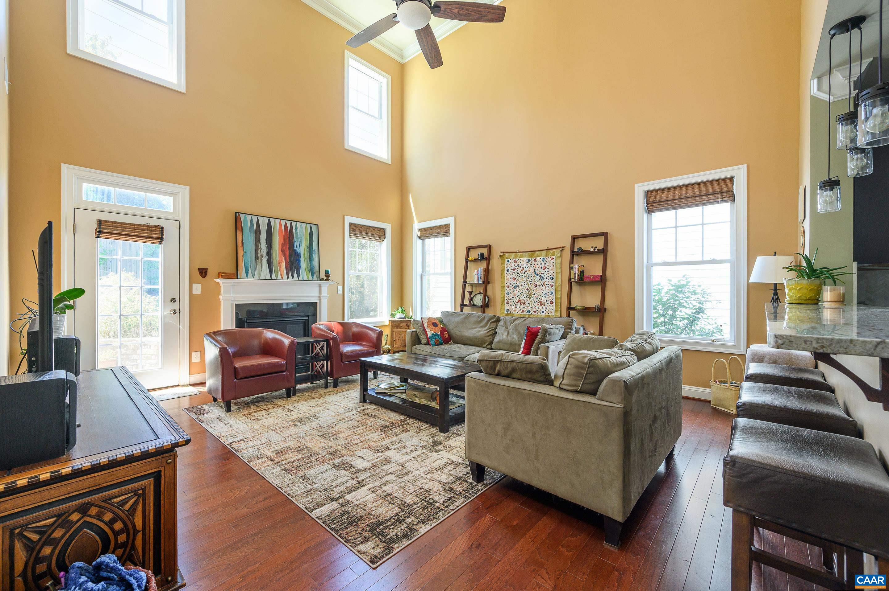 1221 PENFIELD LN