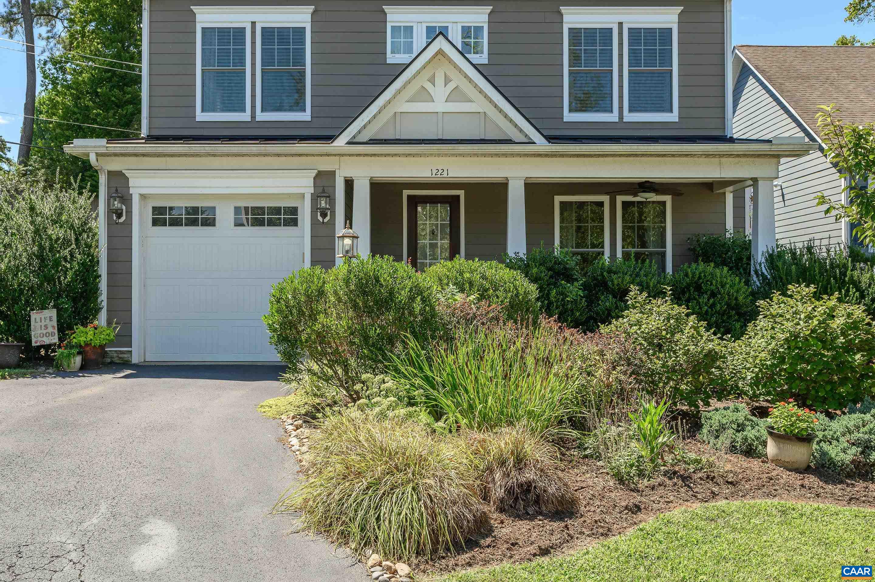 1221 PENFIELD LN