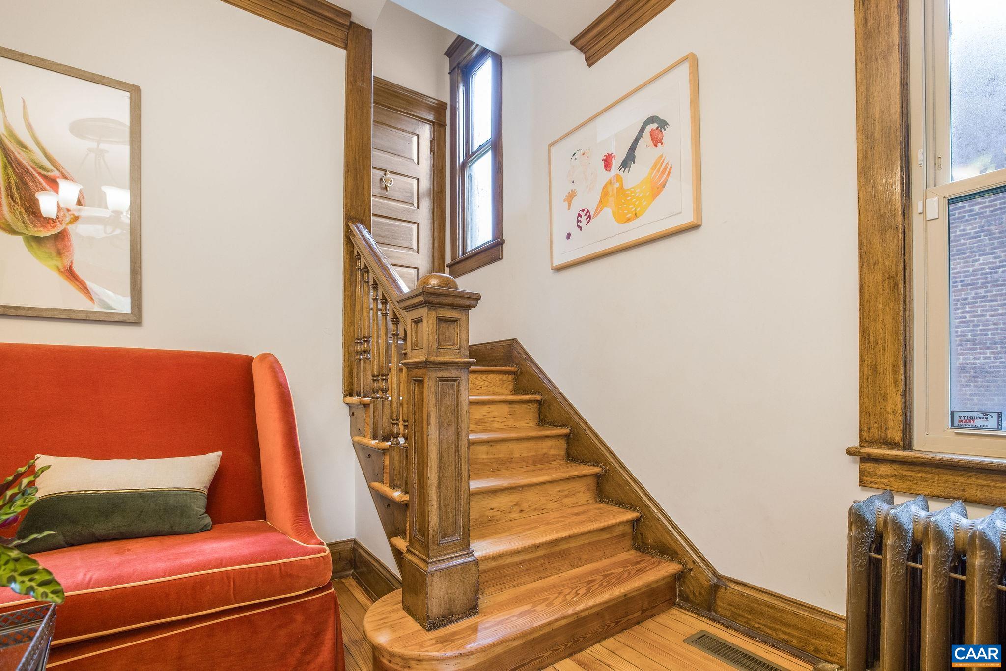 113 ALTAMONT CIR