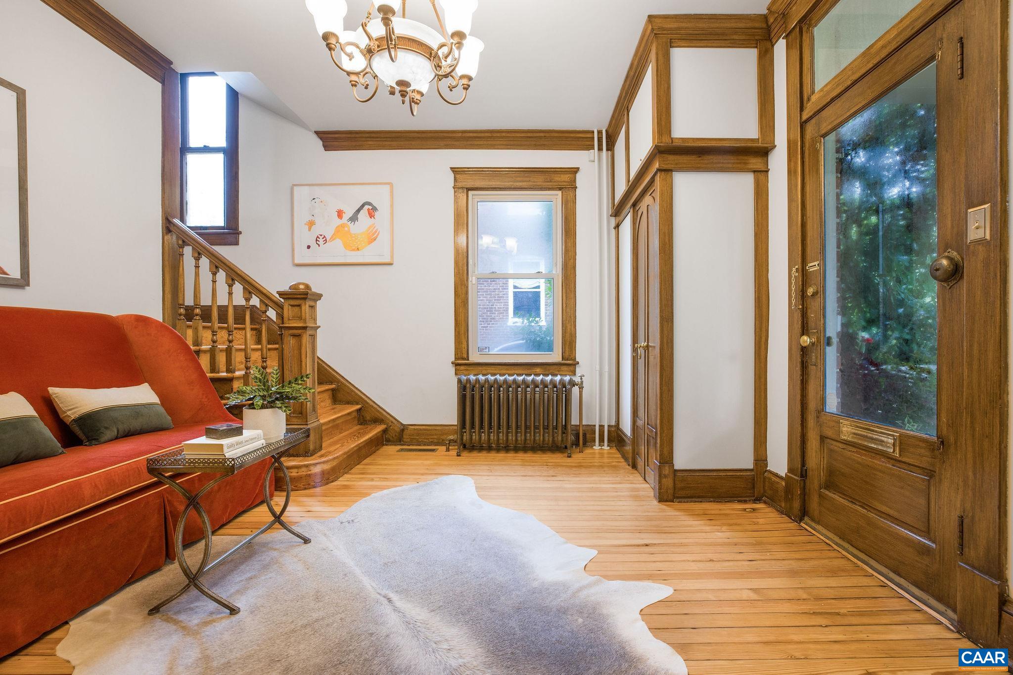 113 ALTAMONT CIR