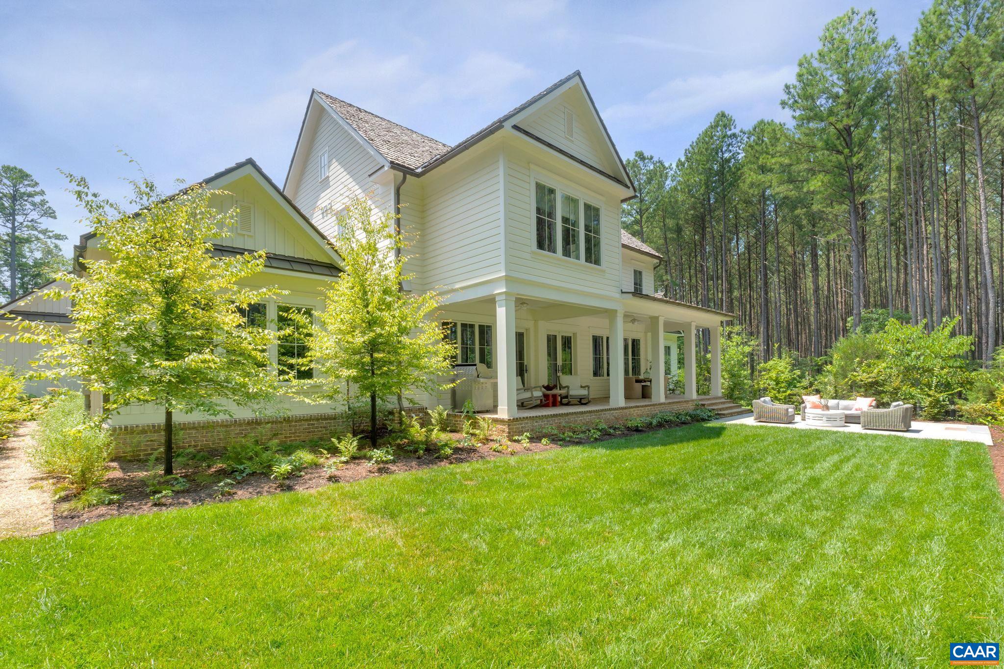 2884 PALMER DR