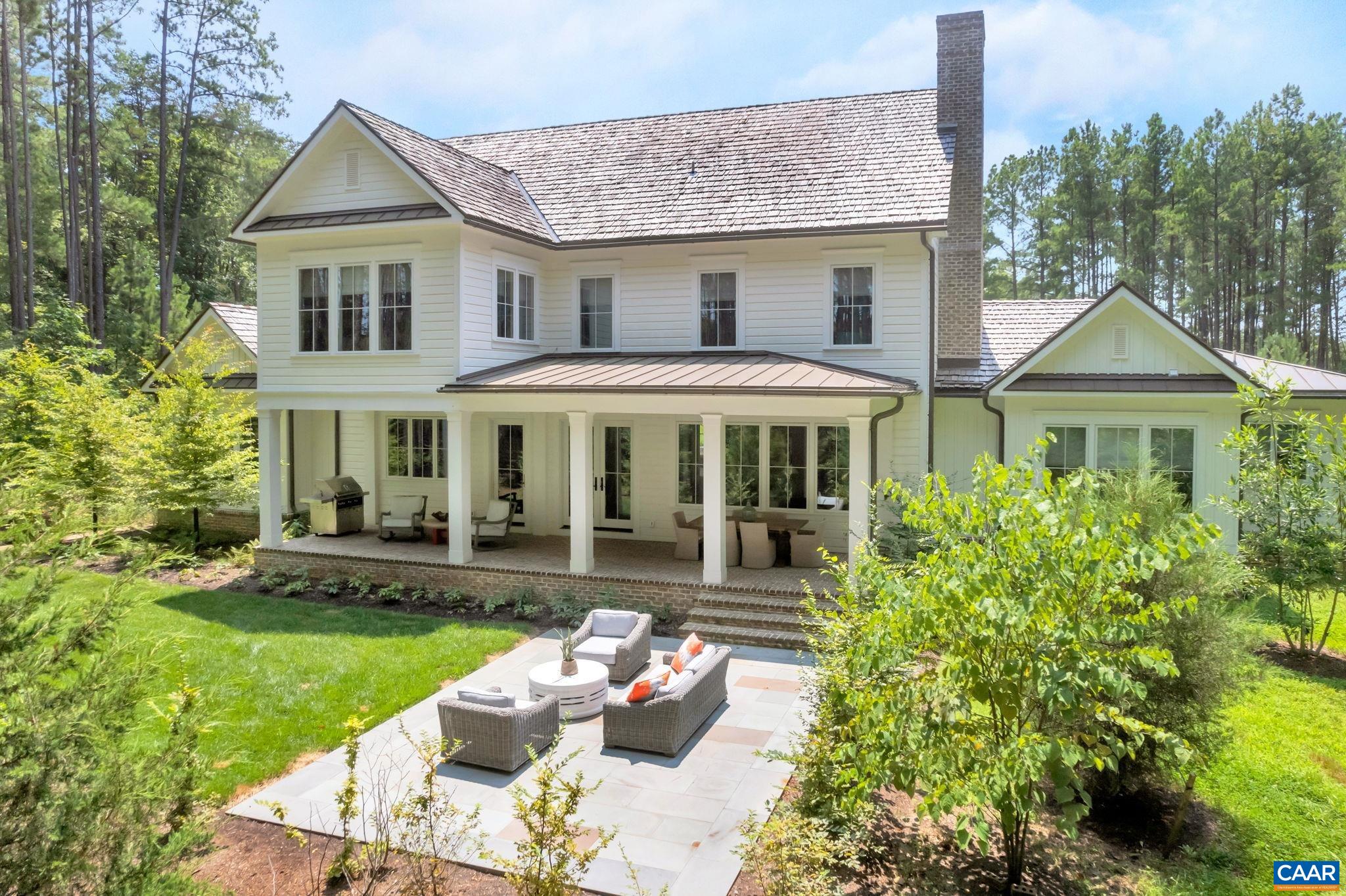 2884 PALMER DR