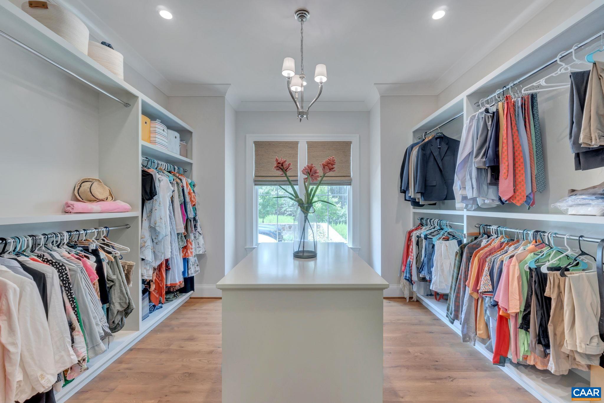 2884 PALMER DR