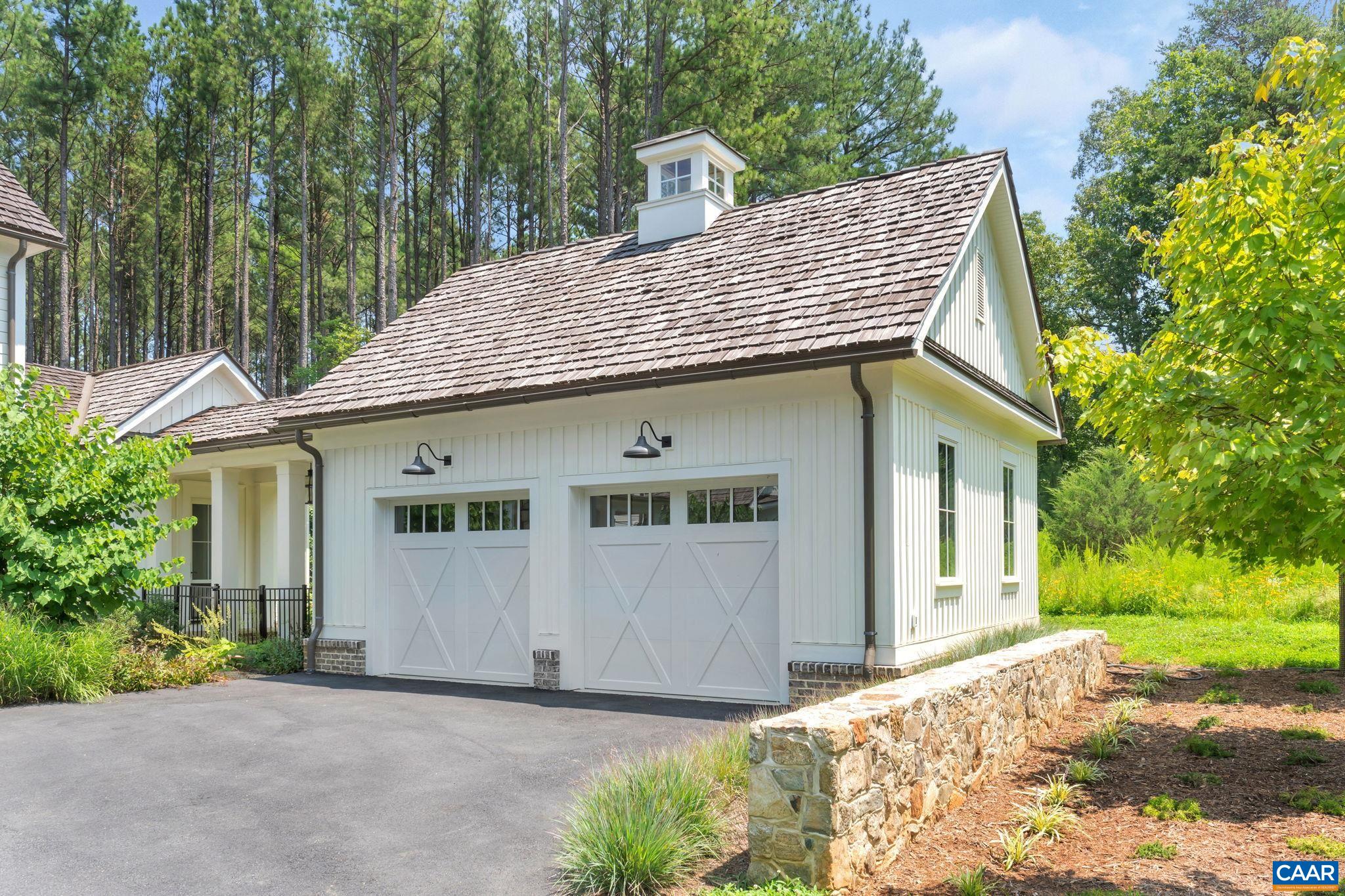 2884 PALMER DR