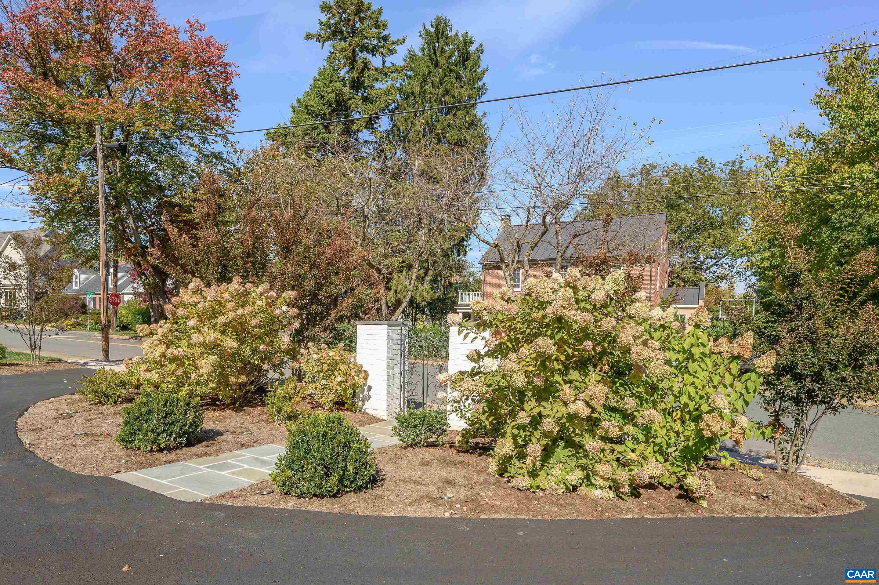 1942 Lewis Mountain Rd