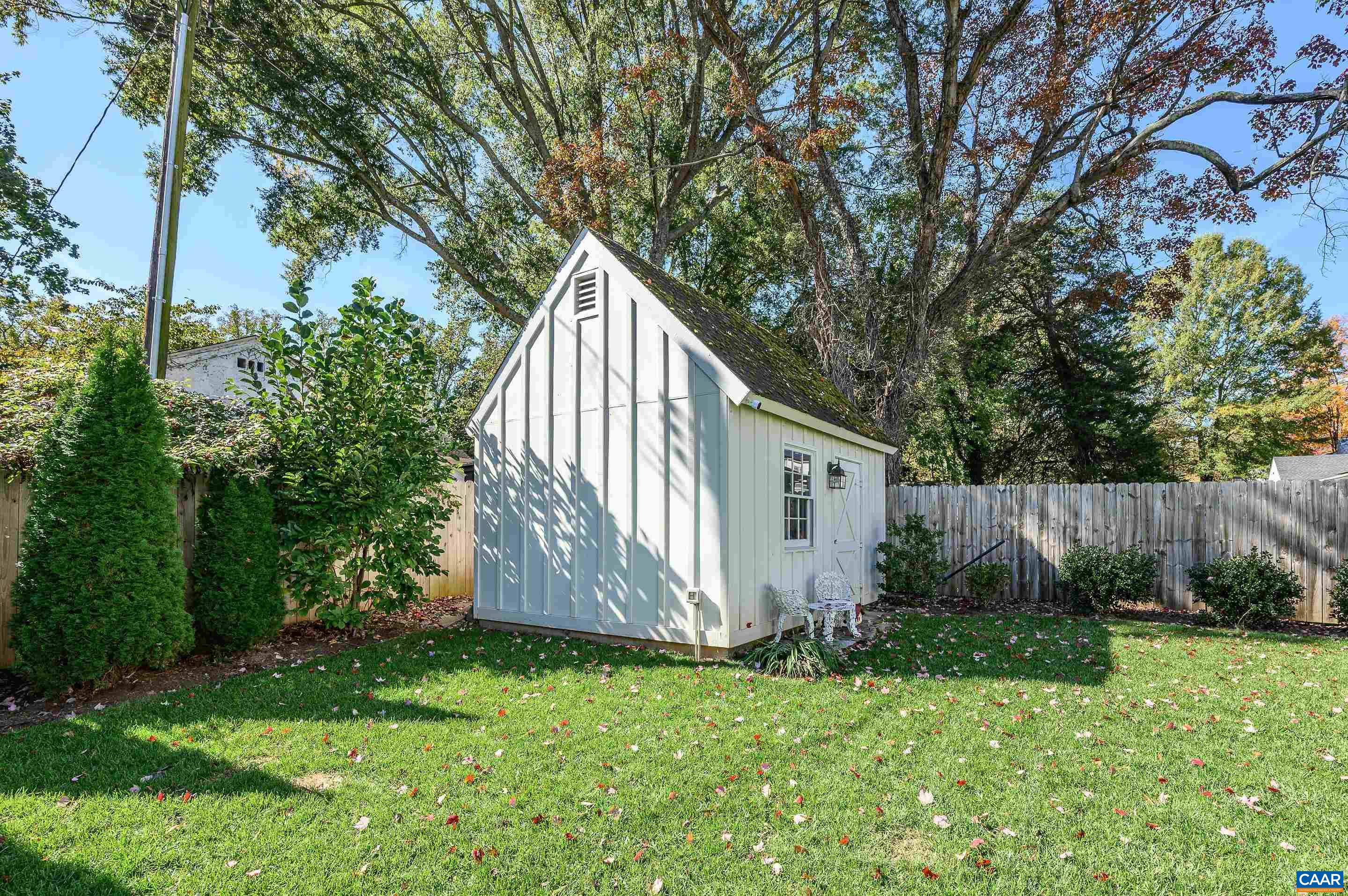1942 Lewis Mountain Rd
