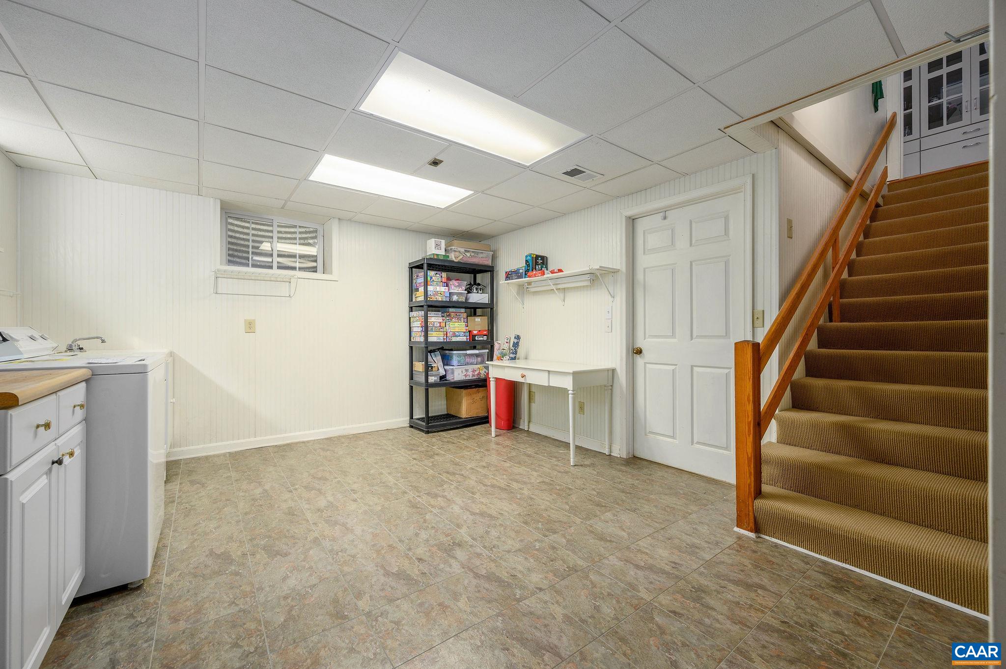 1714 ESSEX RD