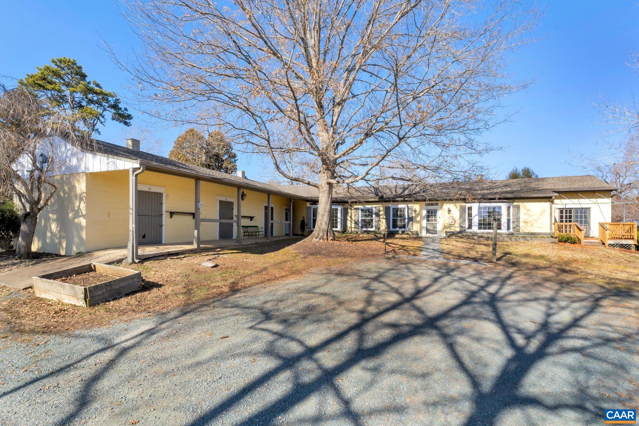635 CLARKS TRACT