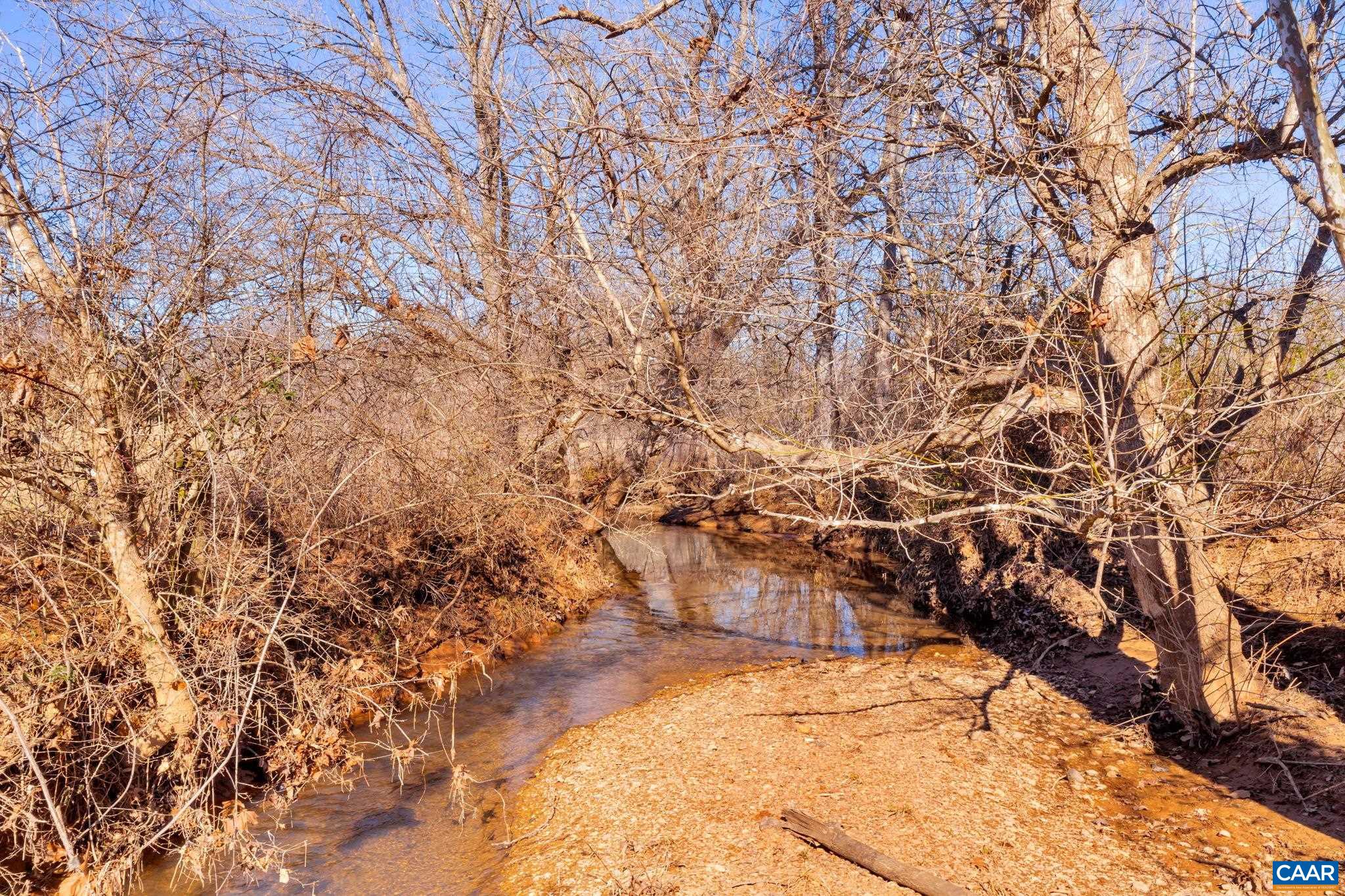 635 CLARKS TRACT