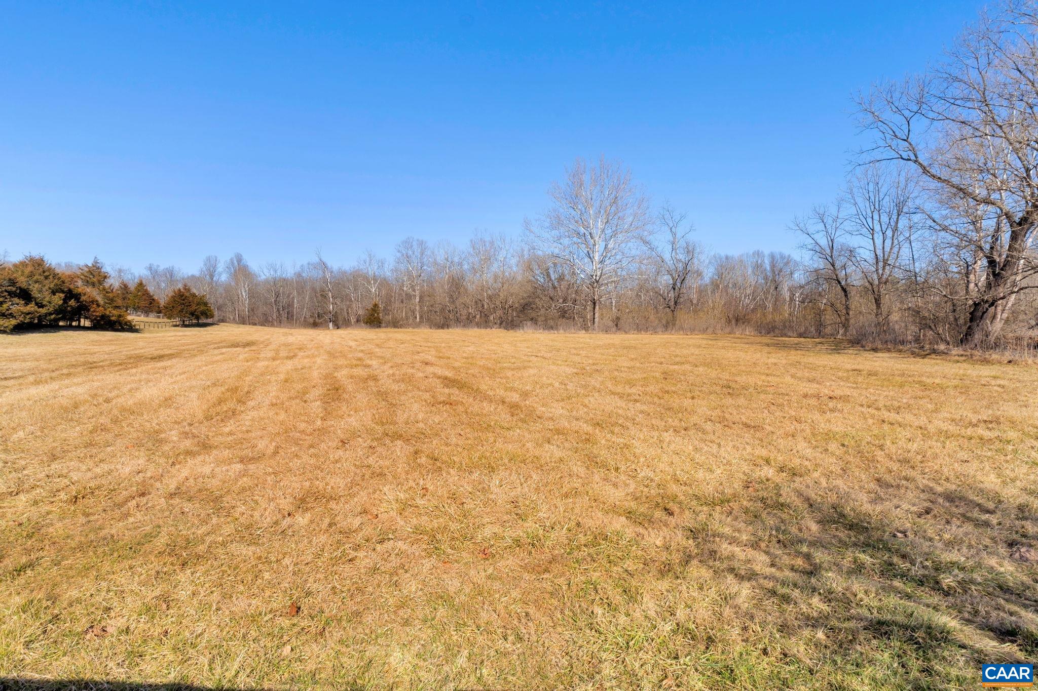 635 CLARKS TRACT