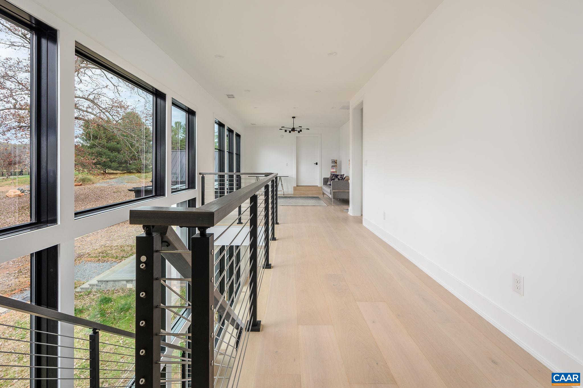 1414 WALDEMAR DR