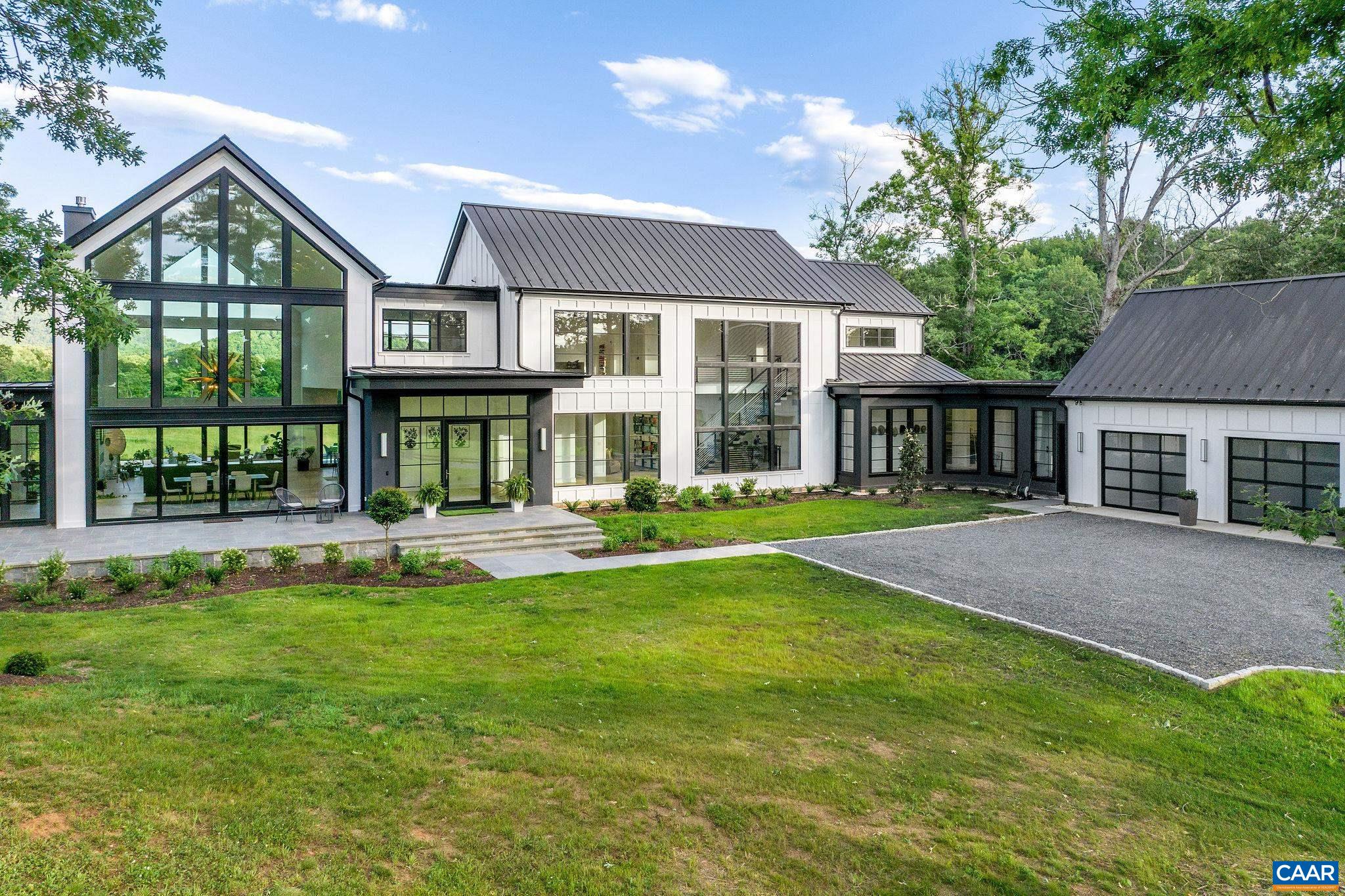 1414 WALDEMAR DR