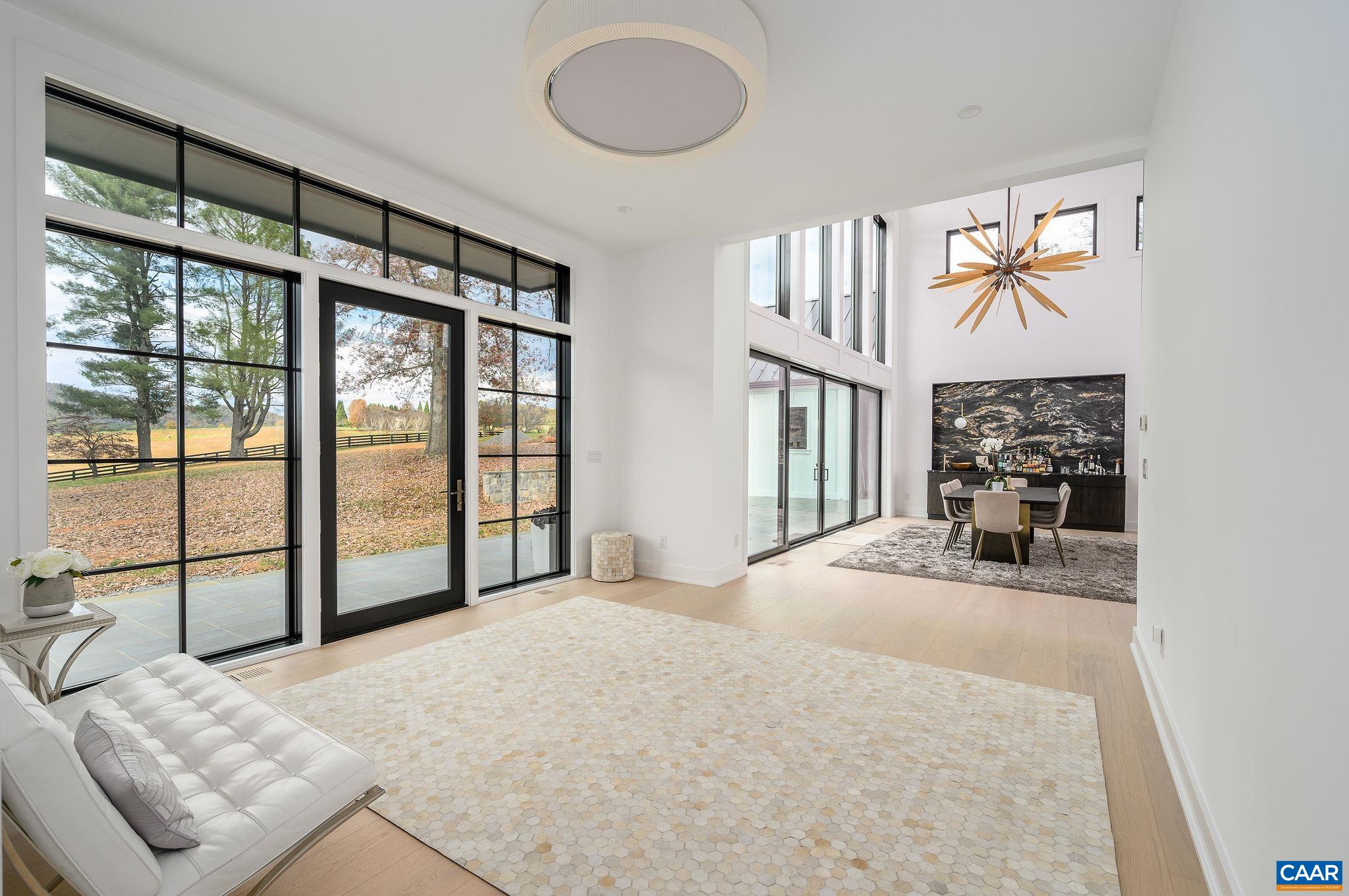 1414 WALDEMAR DR