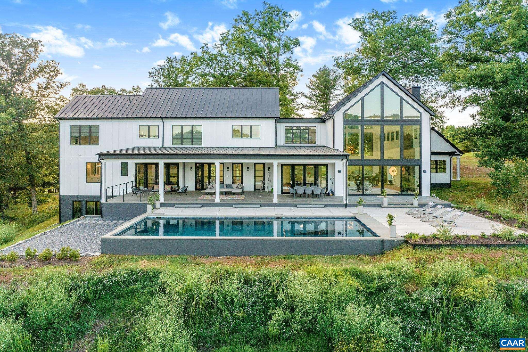 1414 WALDEMAR DR