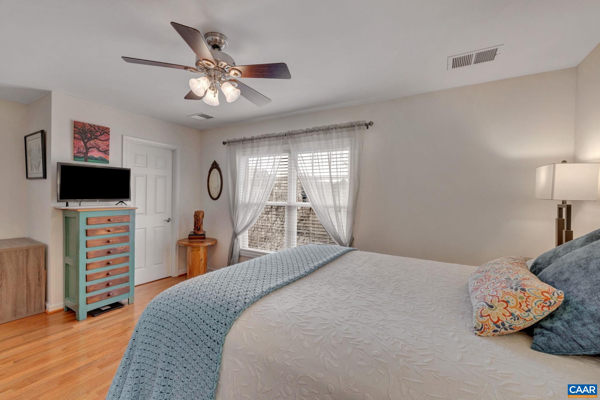 144 BROOKWOOD DR