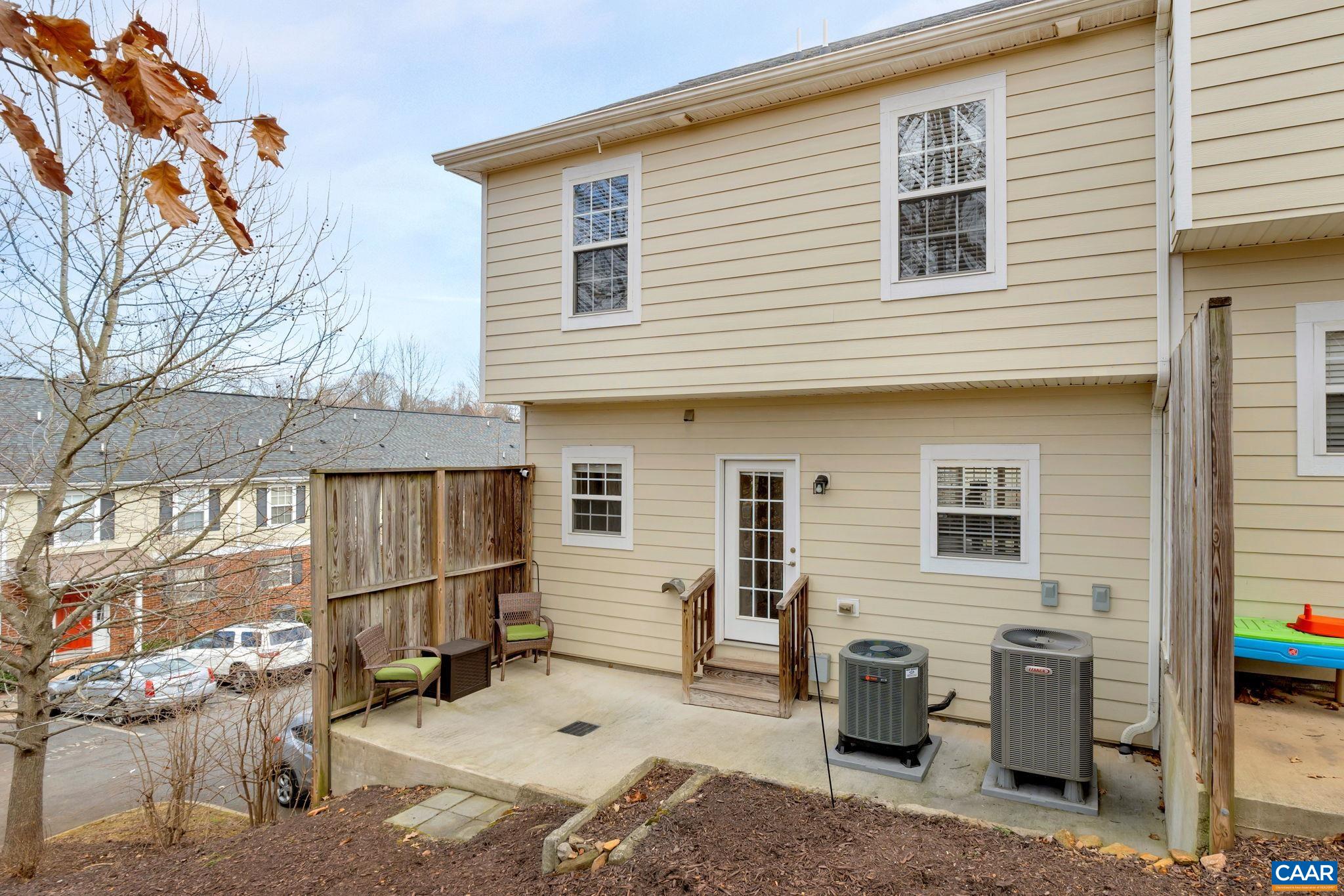 144 BROOKWOOD DR