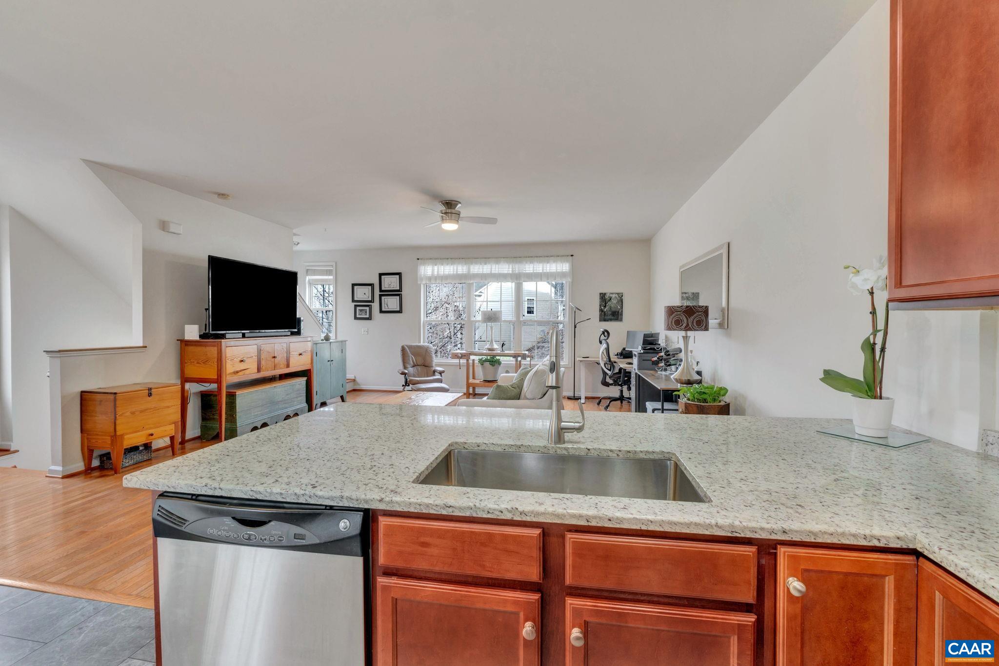 144 BROOKWOOD DR