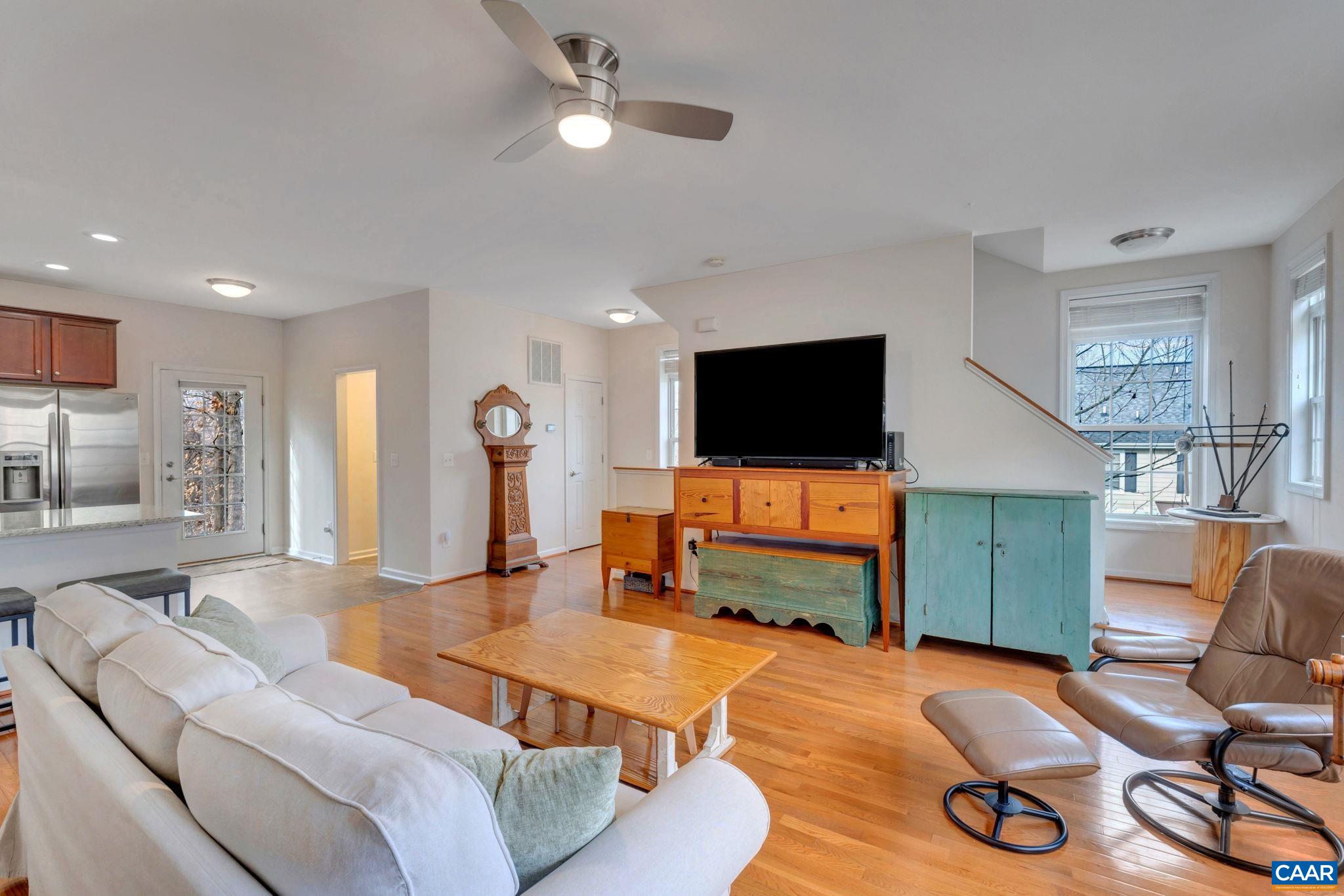 144 BROOKWOOD DR