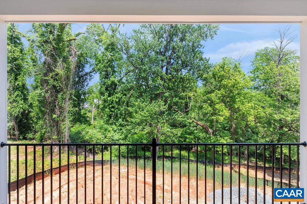 203 HARTMANS MILL RD