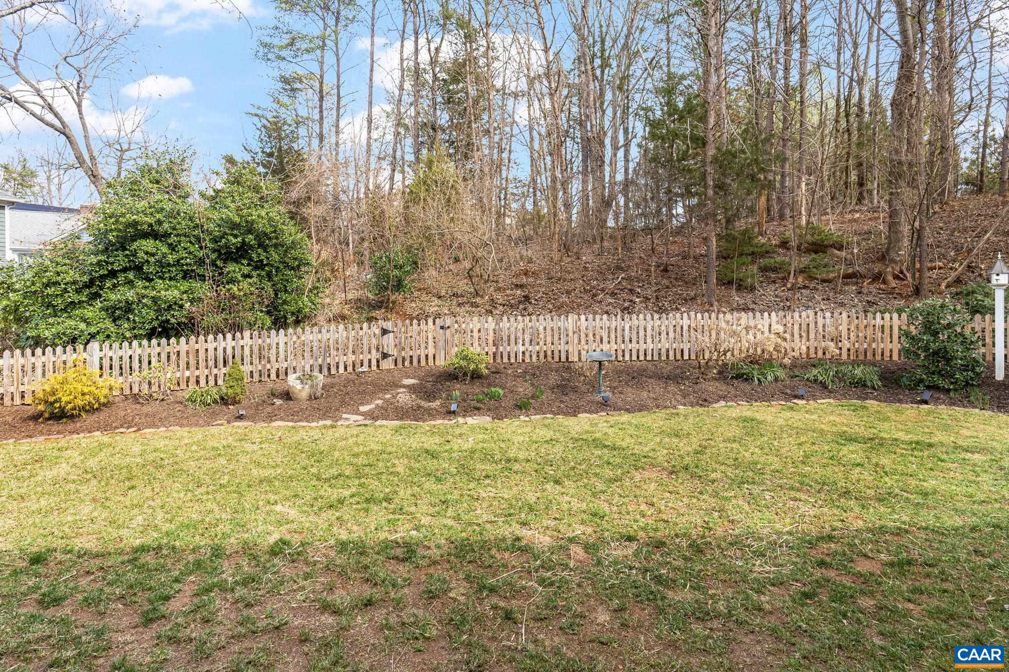 820 Fieldhaven Dr