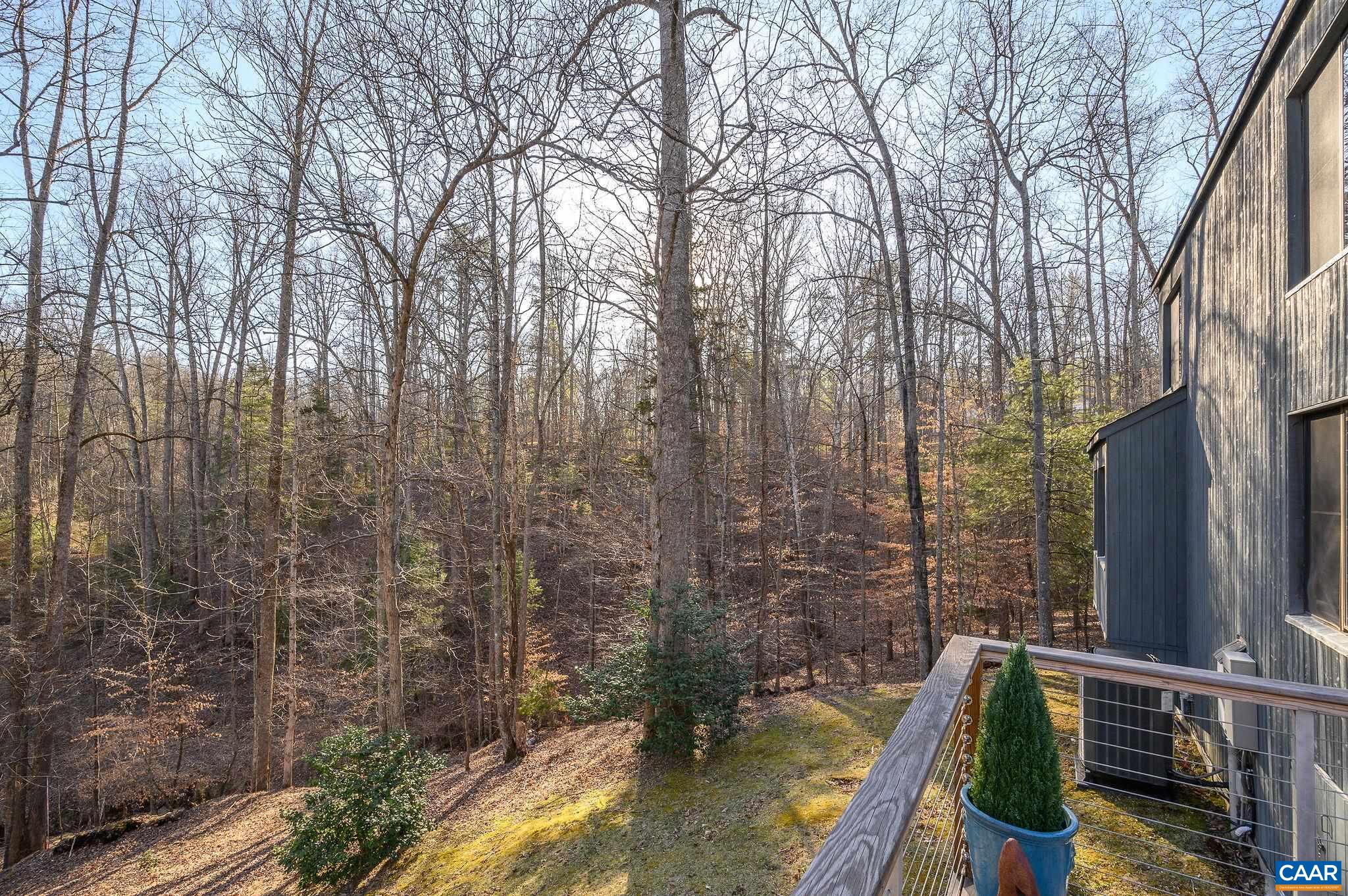 2959 MECHUM BANKS DR