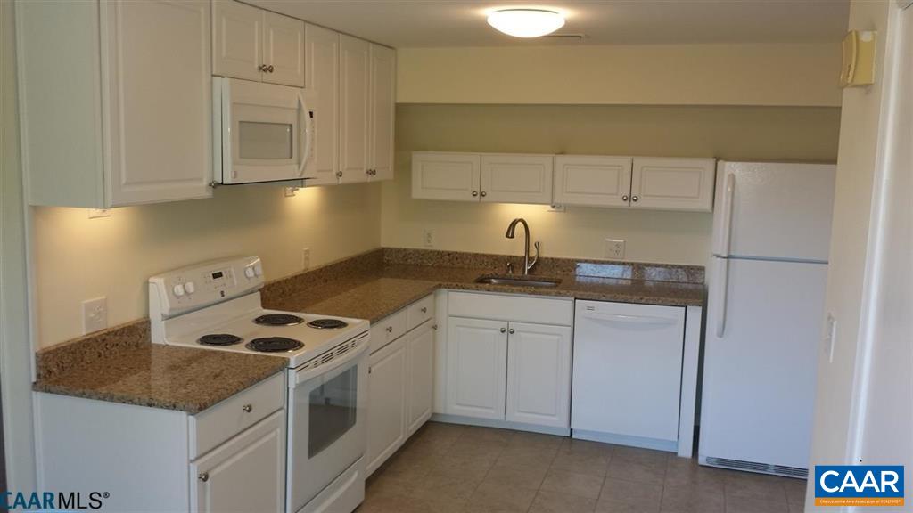 317 MONTEBELLO CIR Unit: B