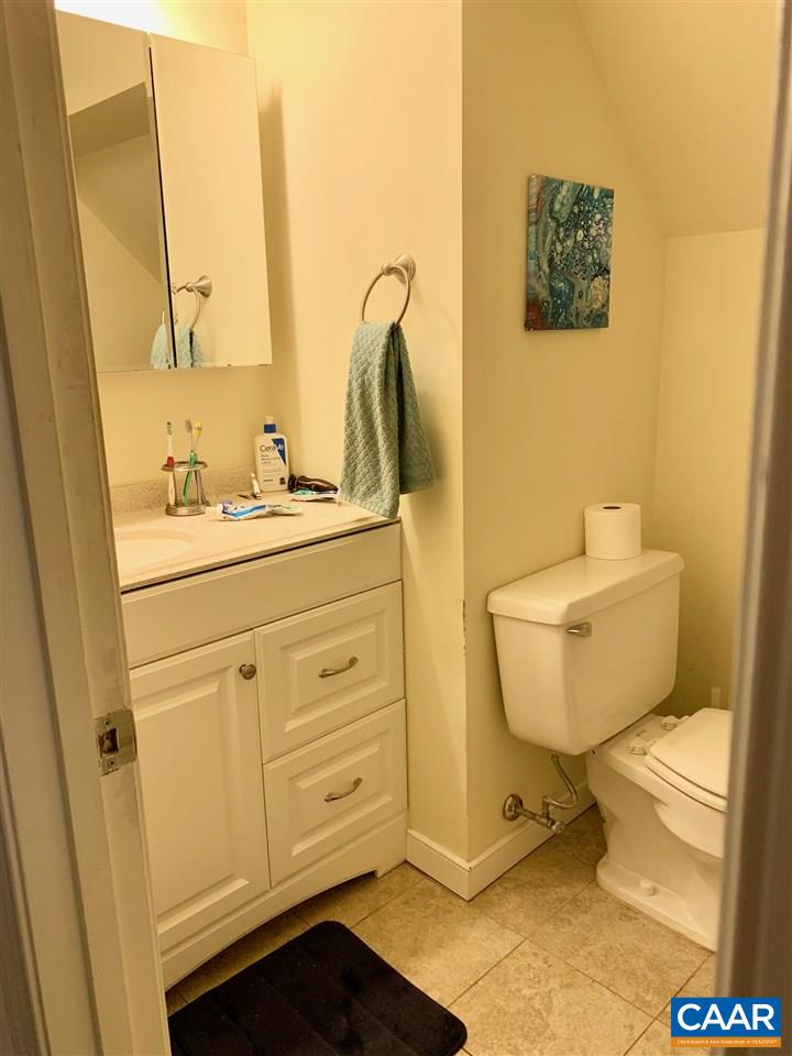 317 MONTEBELLO CIR Unit: B