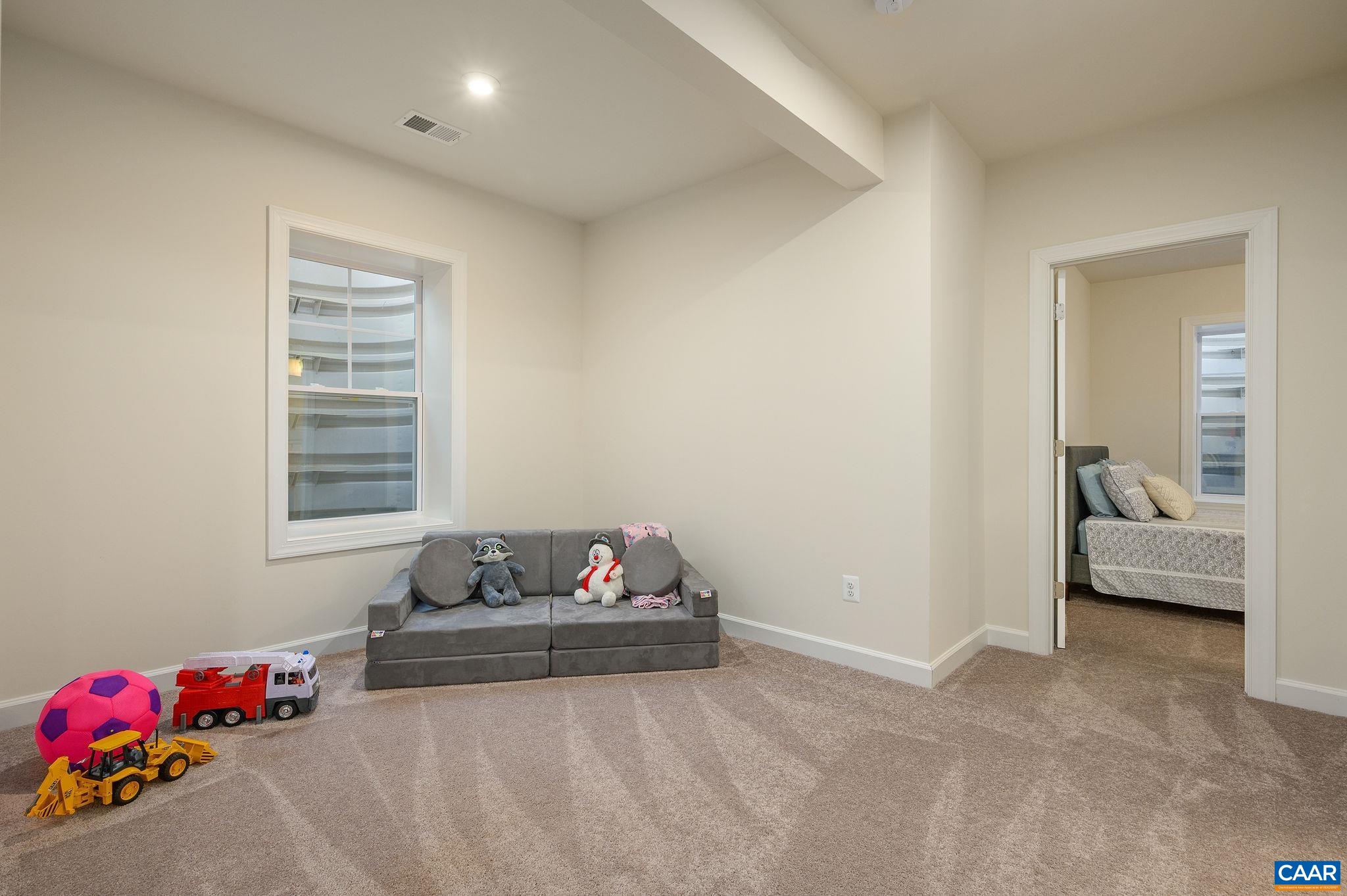 3214 THICKET RUN DR