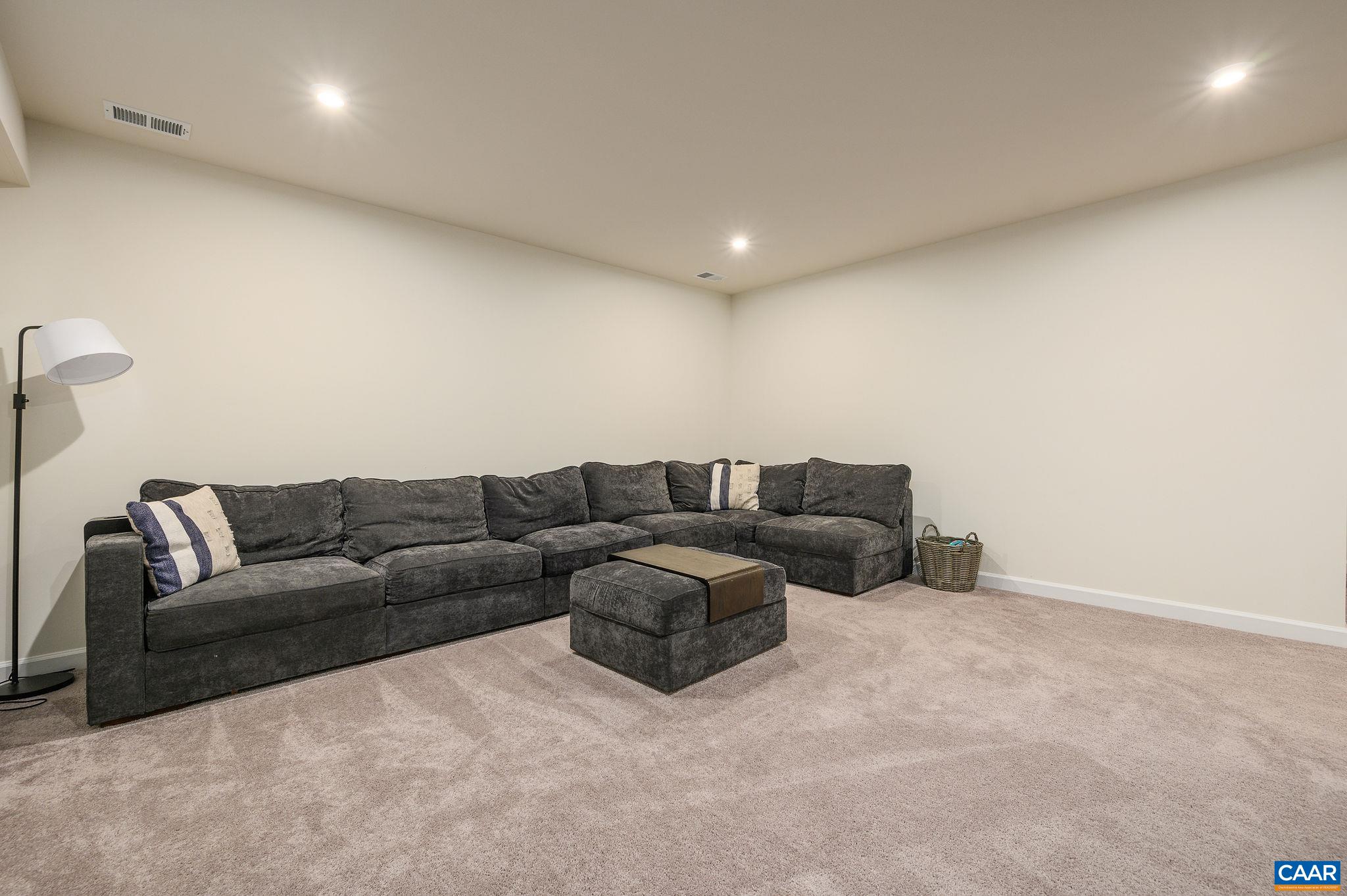 3214 THICKET RUN DR