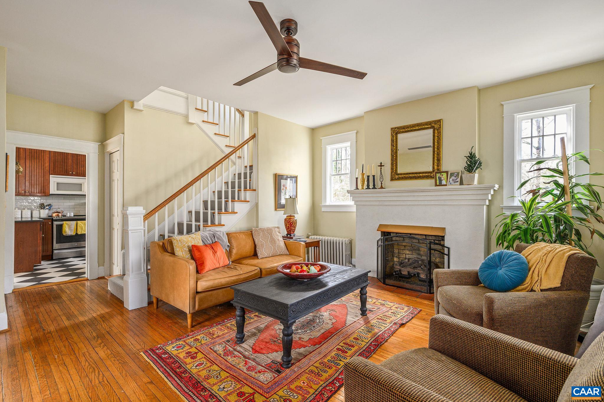 2705 JEFFERSON PARK AVE