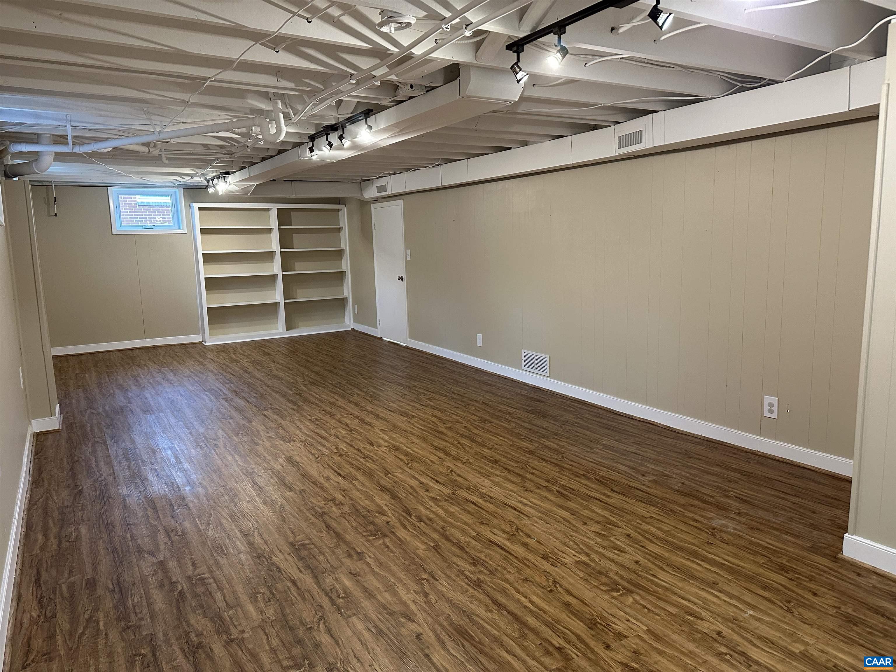 2607 WILLARD DR