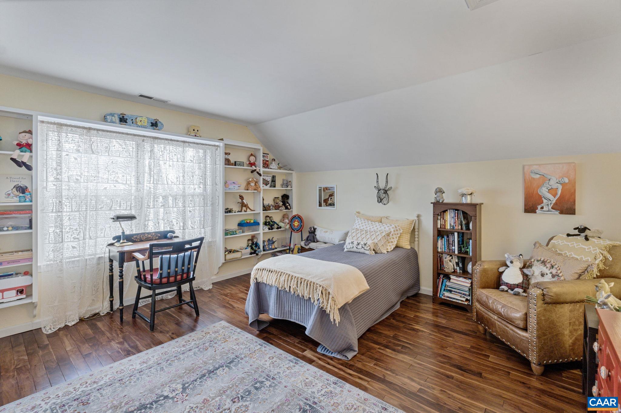 826 FIELDHAVEN DR